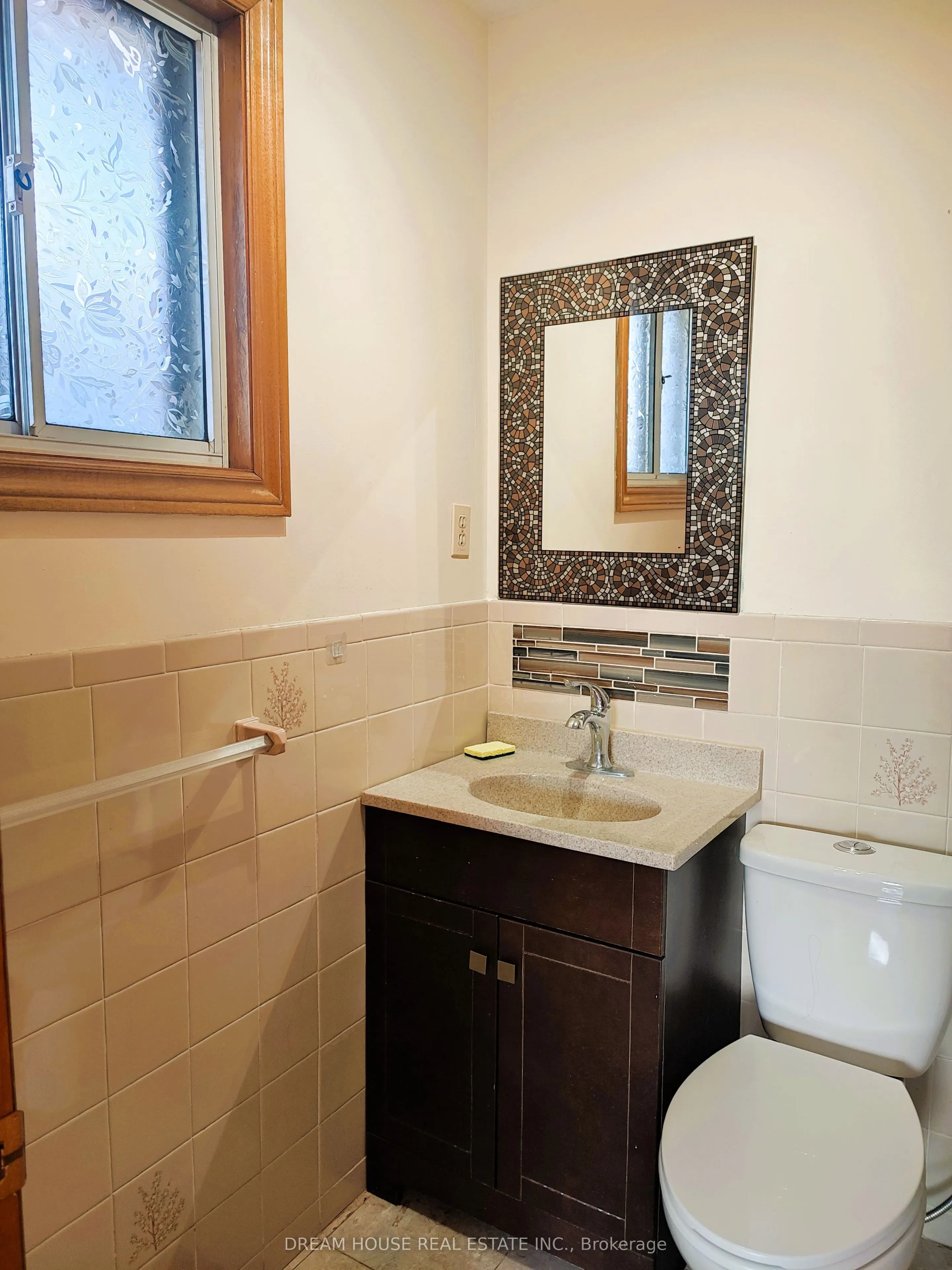 176 Conlins Road, #Main