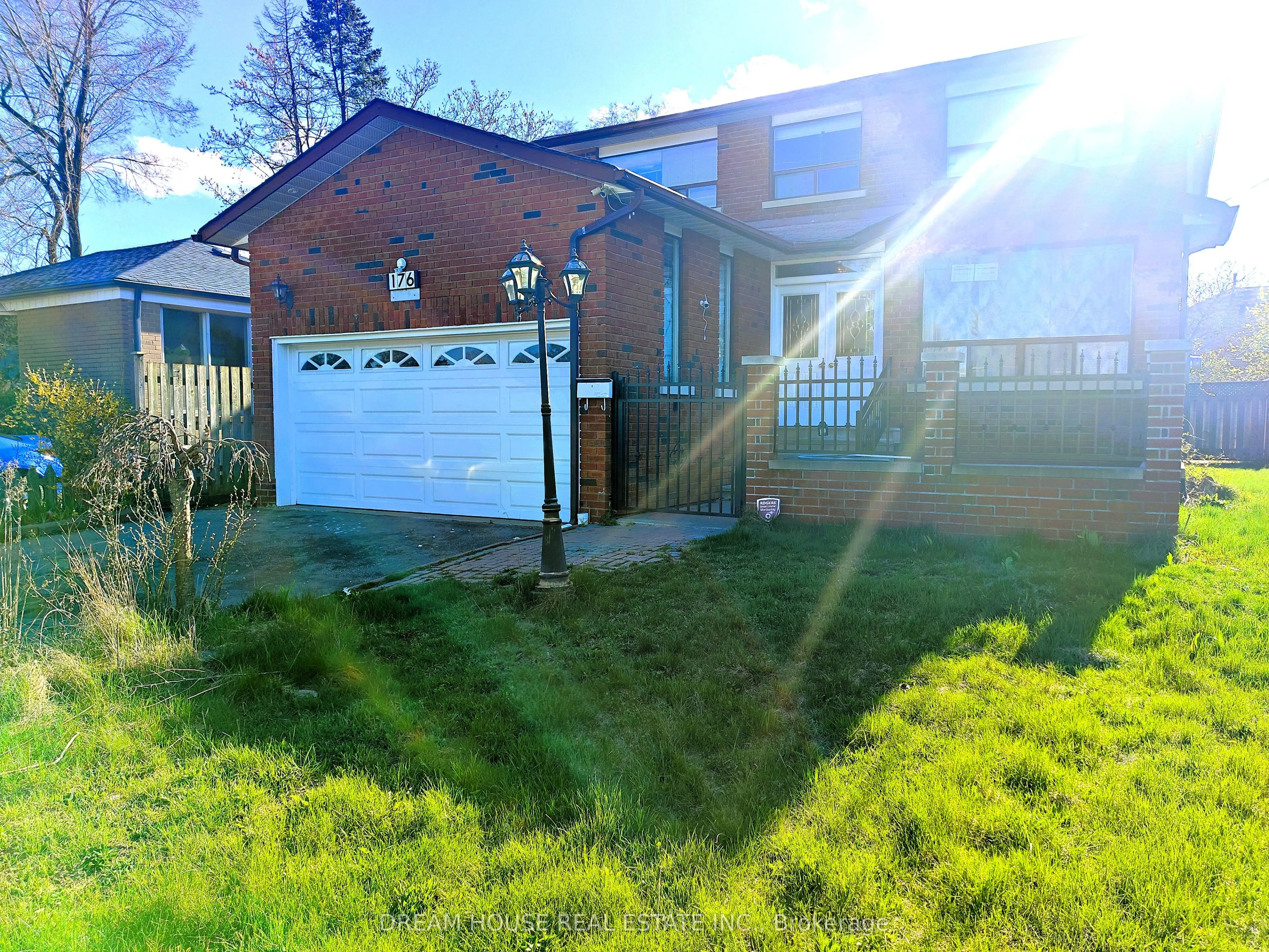 176 Conlins Road, #Main
