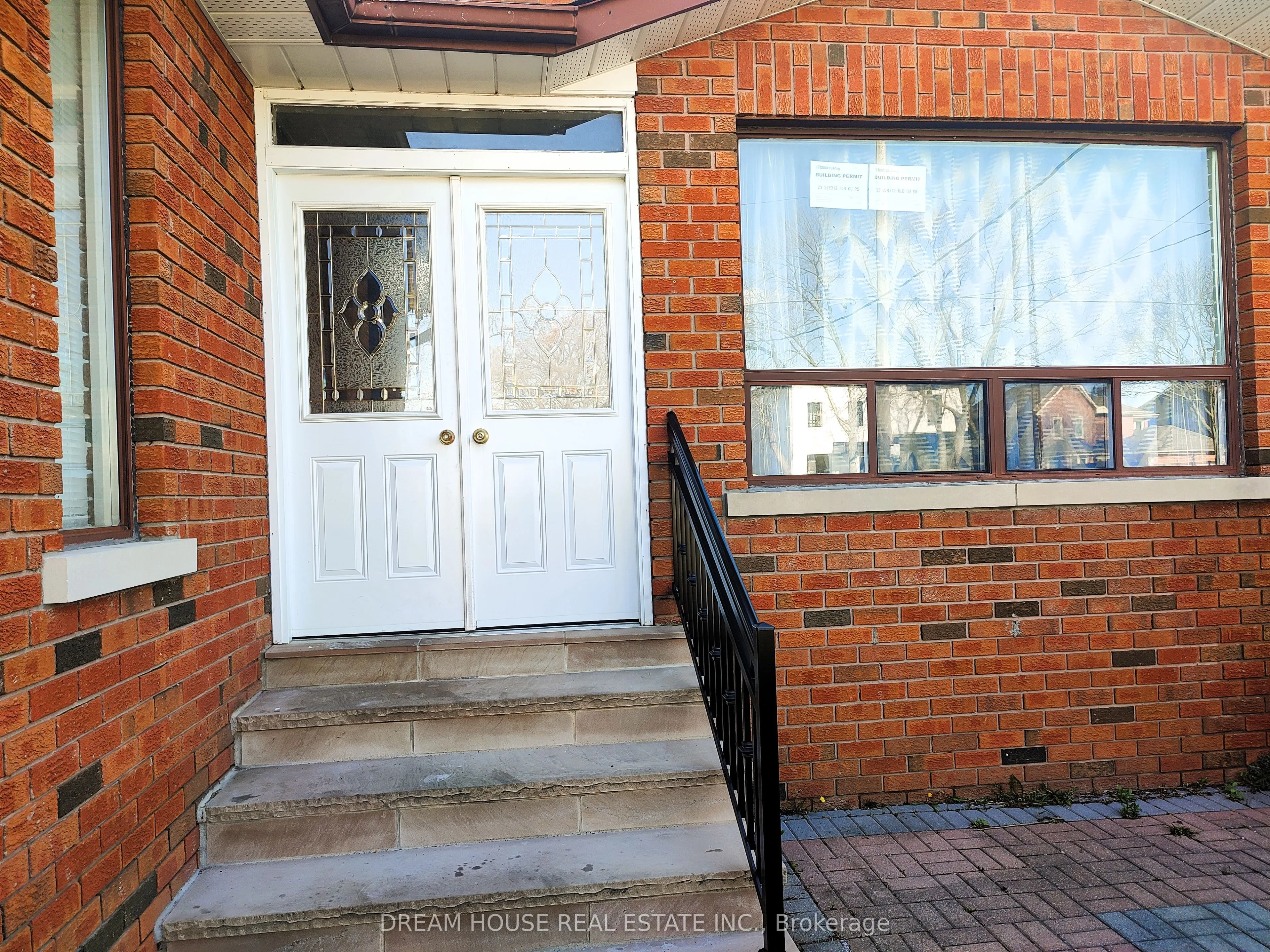 176 Conlins Road, #Main