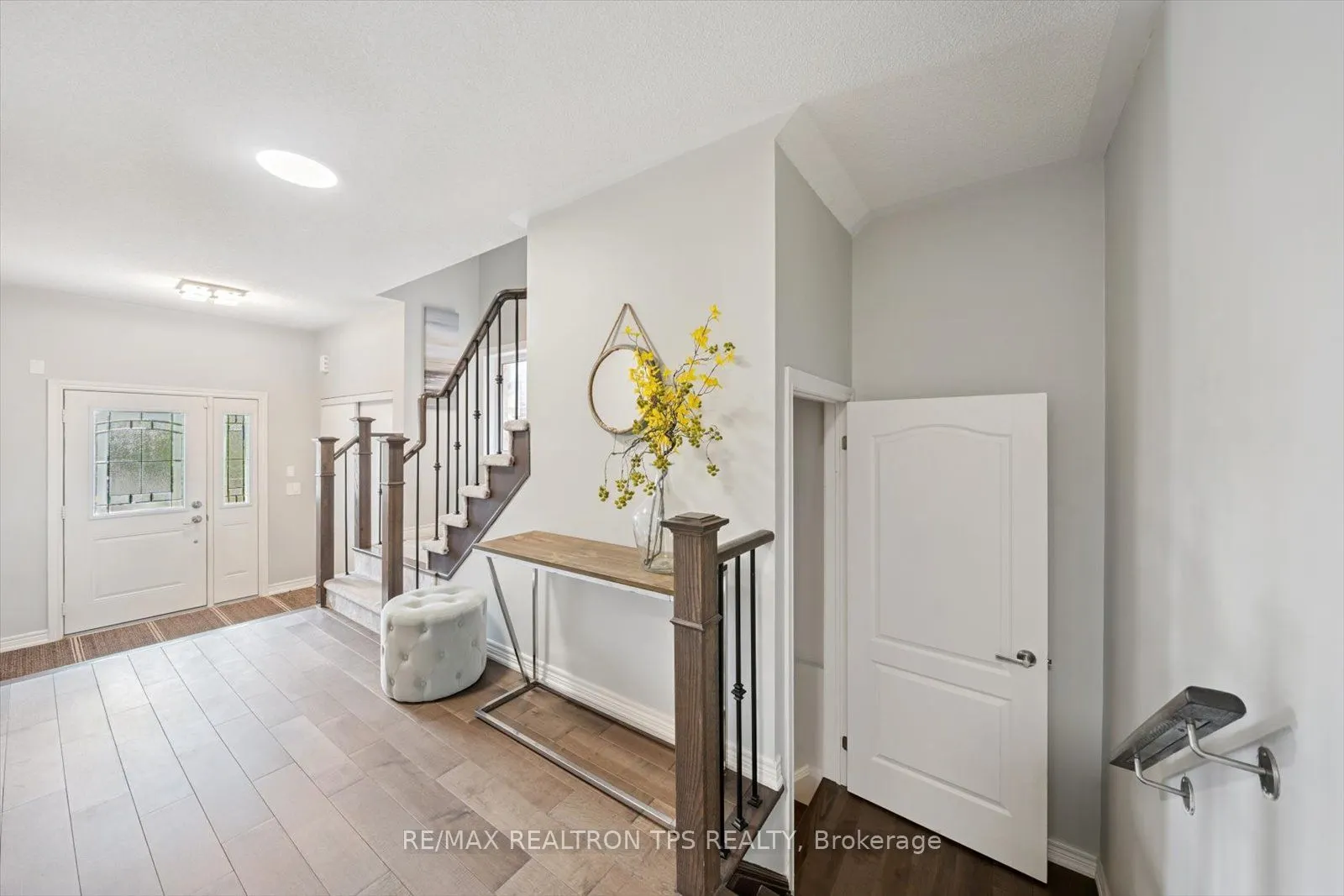 205 Blackwell Crescent