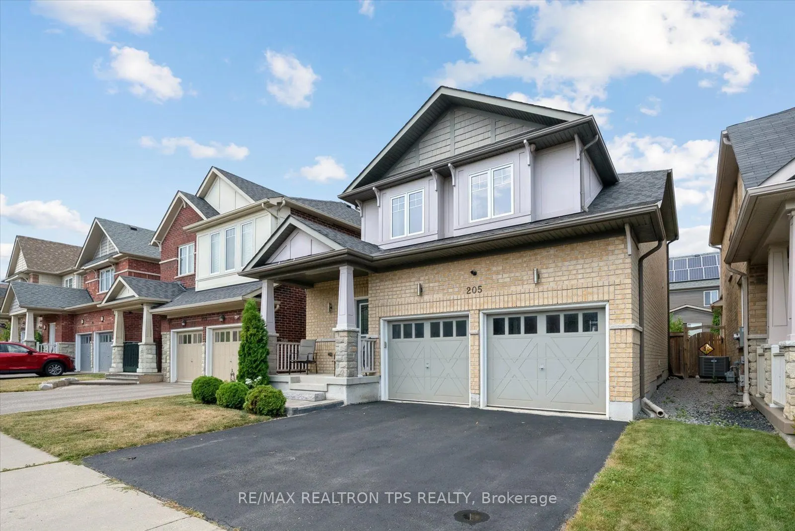 205 Blackwell Crescent