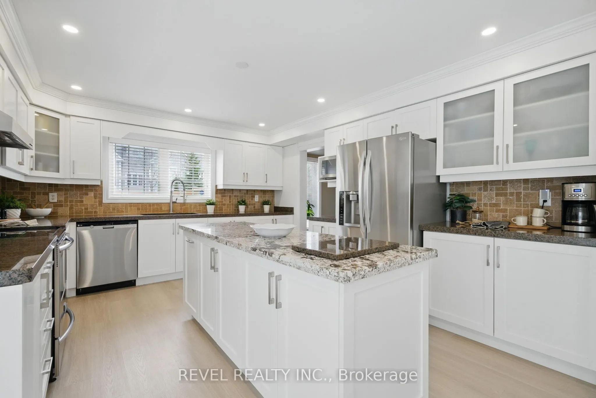 100 Ashbury Boulevard