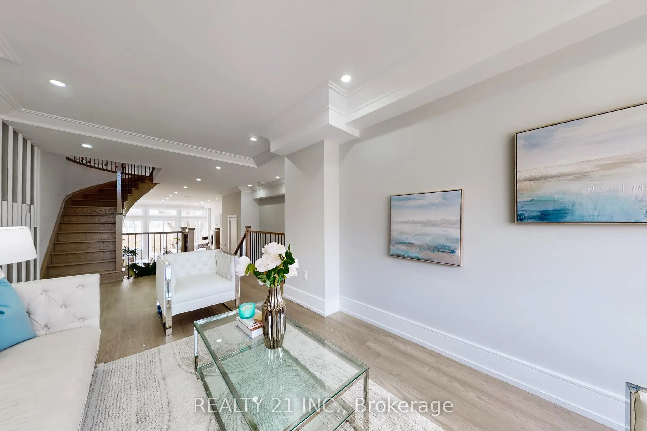 17 Malta Street, #(Main and 2nd)