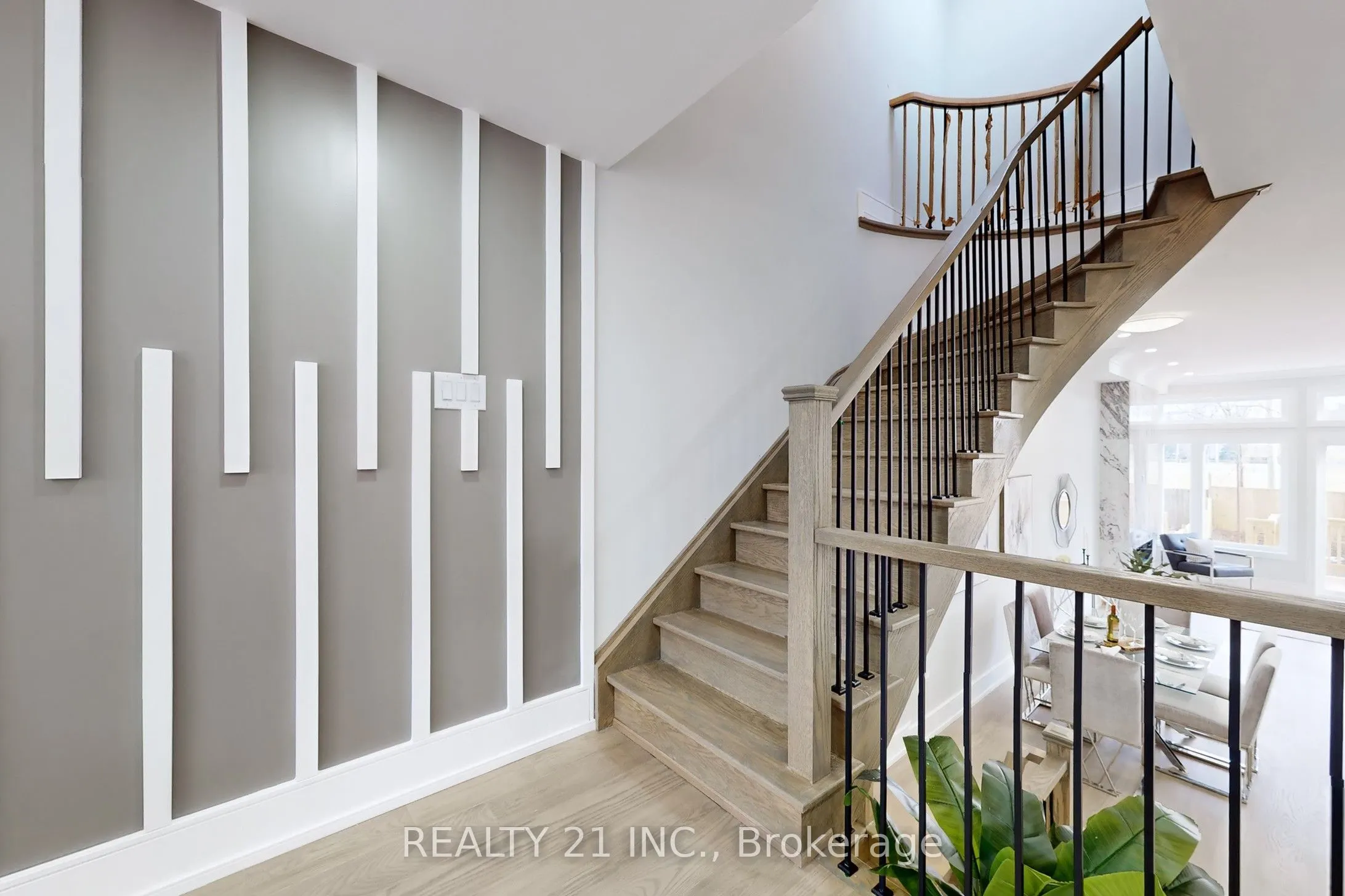17 Malta Street, #(Main and 2nd)