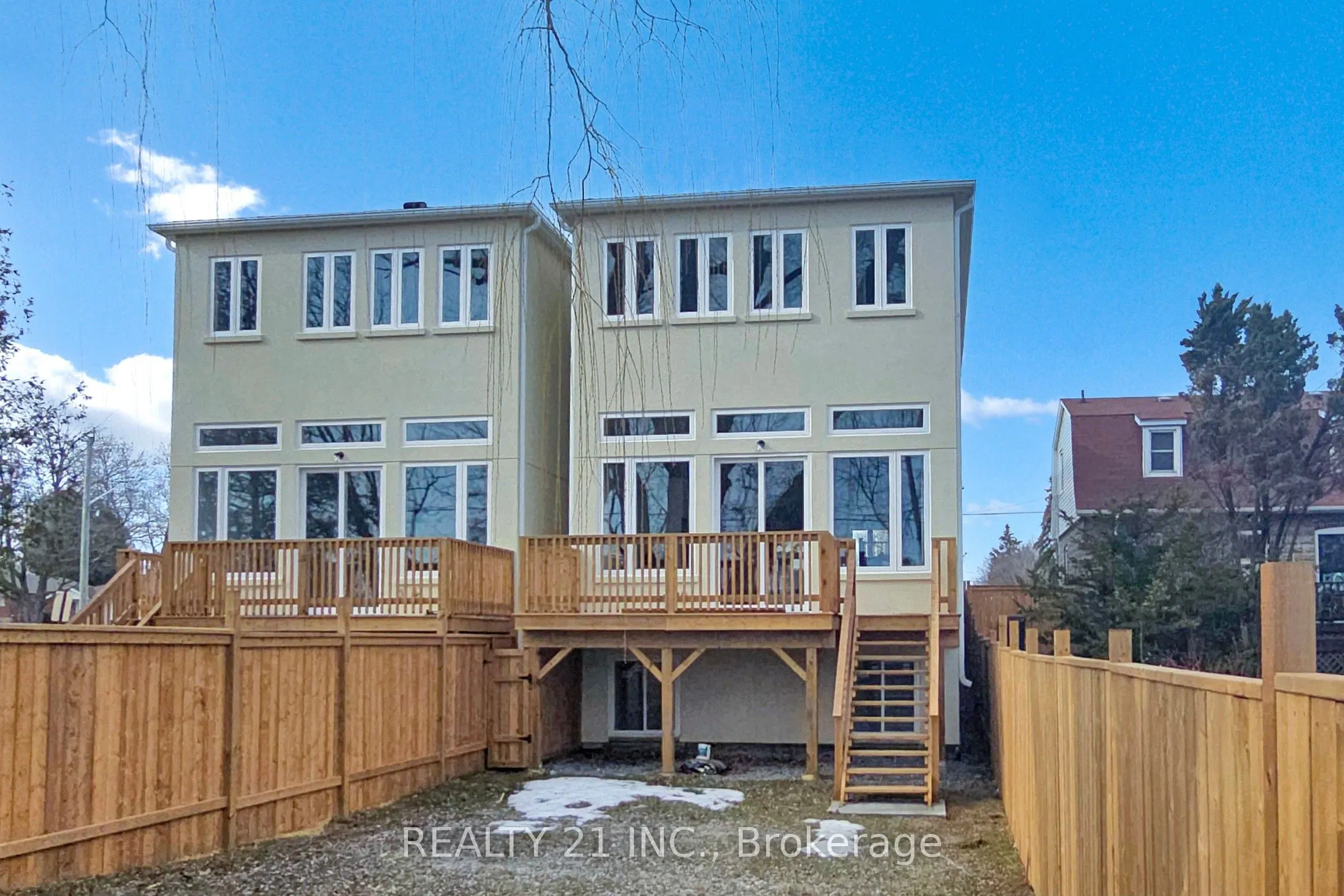 17 Malta Street, #(Main and 2nd)