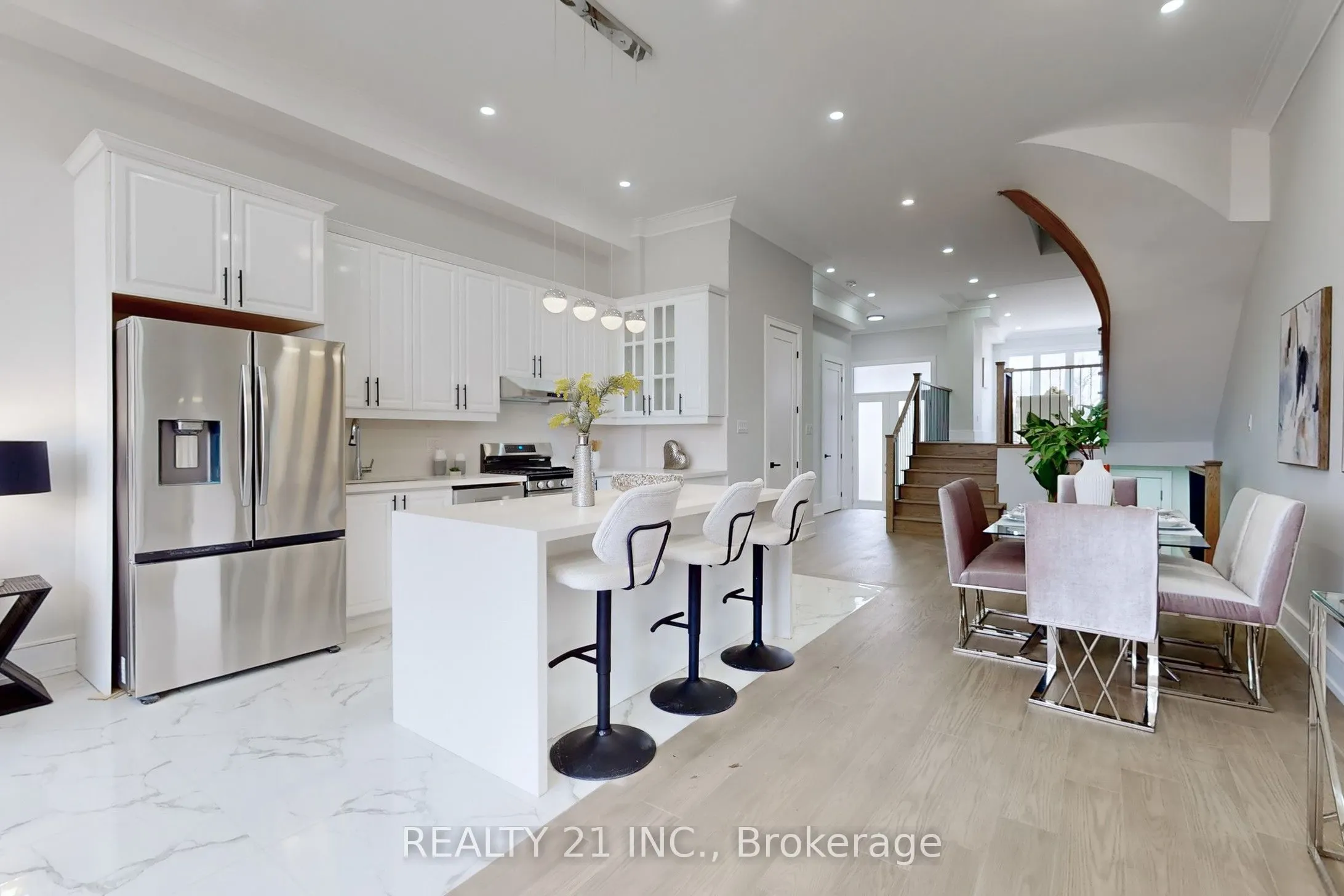 17 Malta Street, #(Main and 2nd)