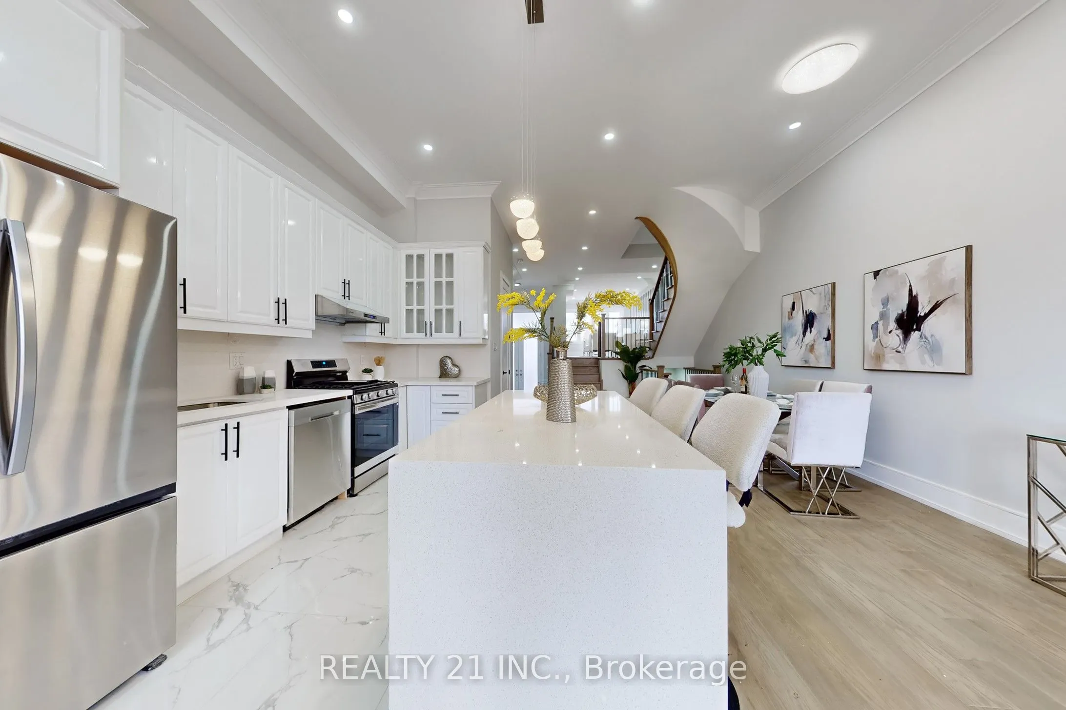 17 Malta Street, #(Main and 2nd)