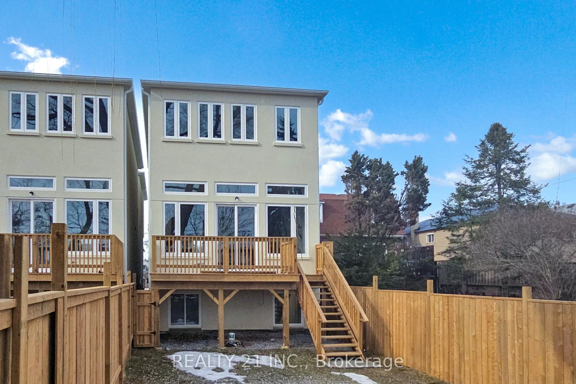 17 Malta Street, #(Main and 2nd)