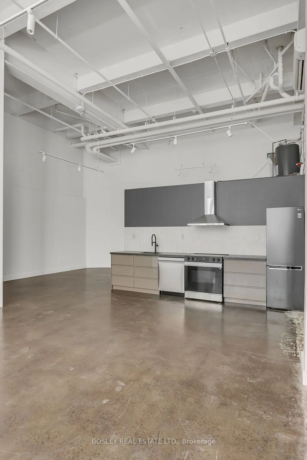 1173 Dundas Street E, #132