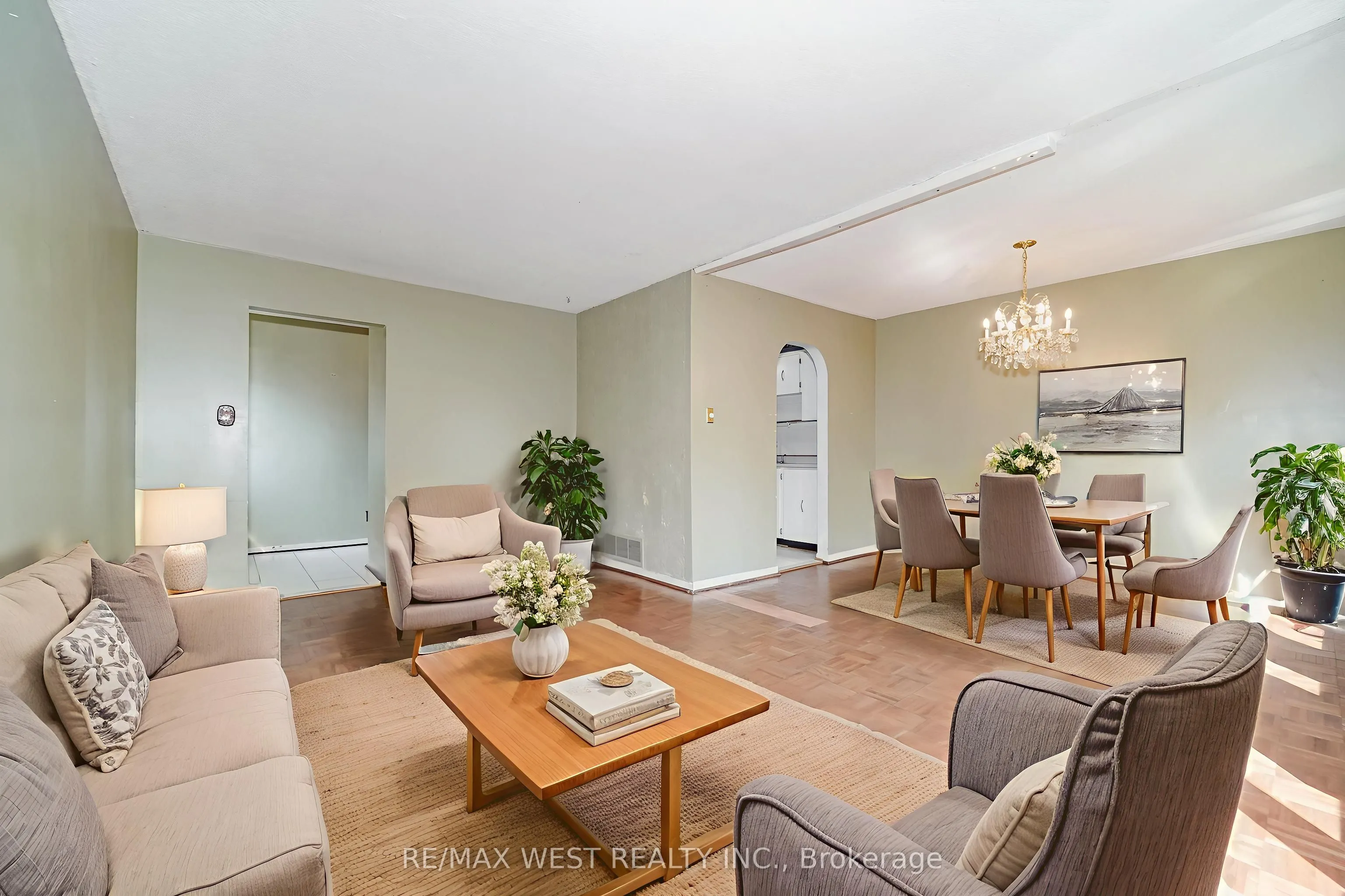 18 Stanbridge Court