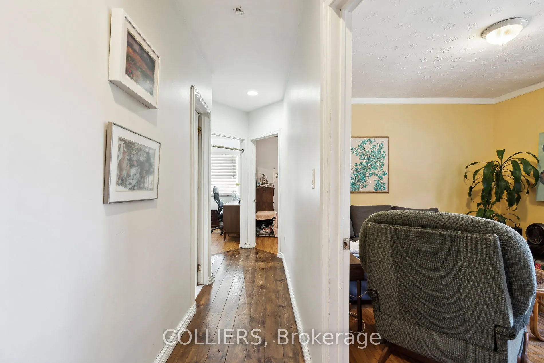 1160 Queen Street E