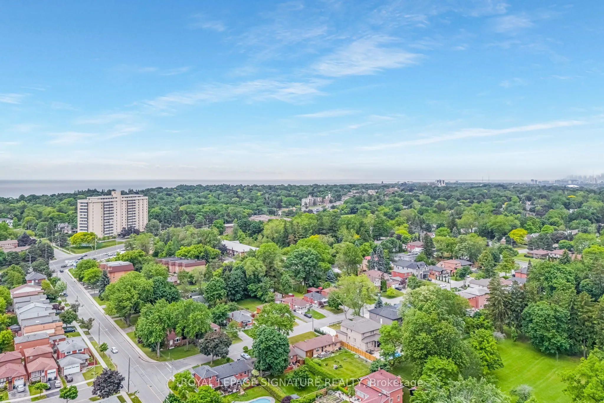 28 Greendowns Drive