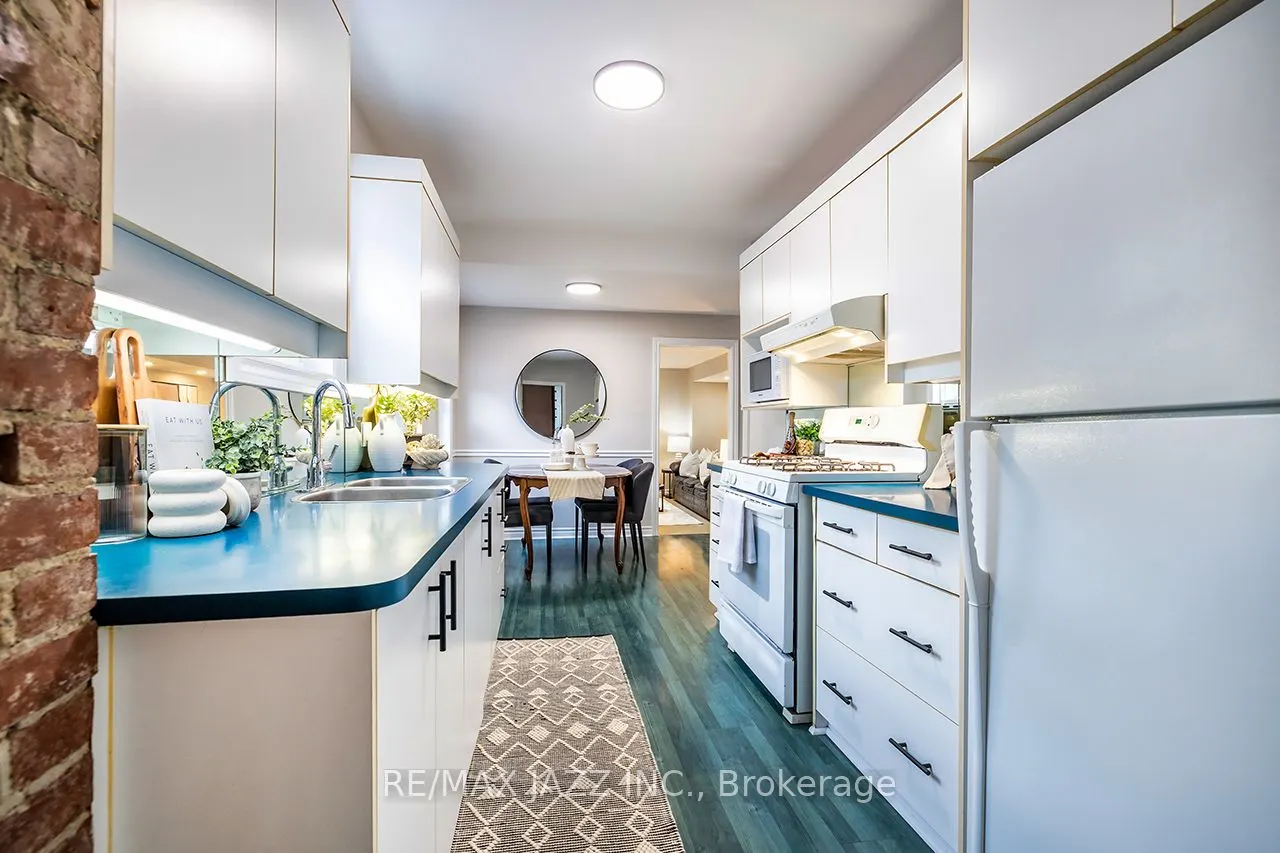33 South Bonnington Avenue