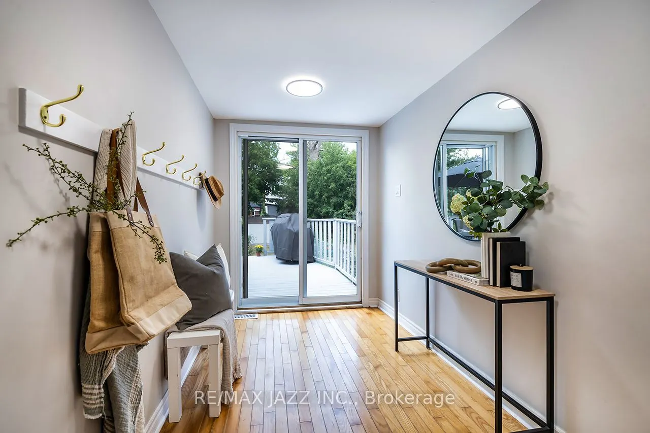 33 South Bonnington Avenue
