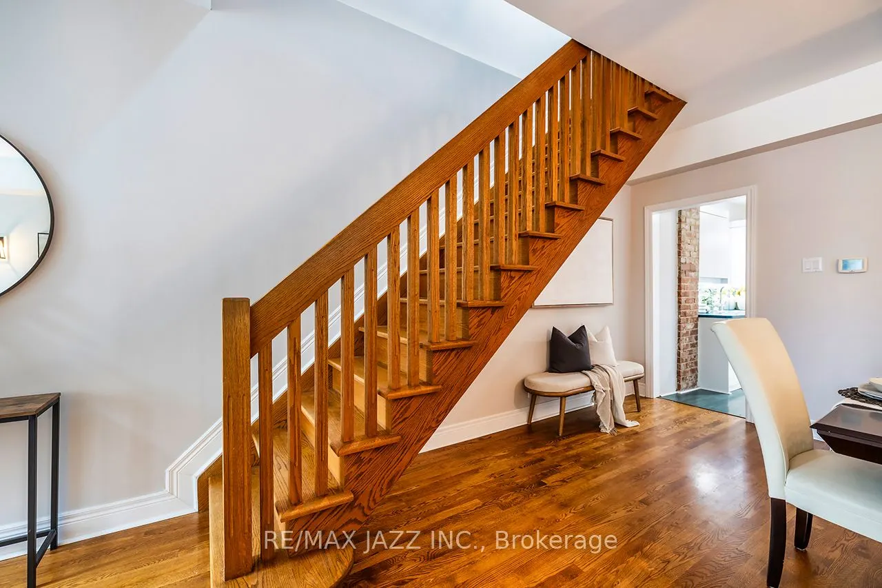 33 South Bonnington Avenue