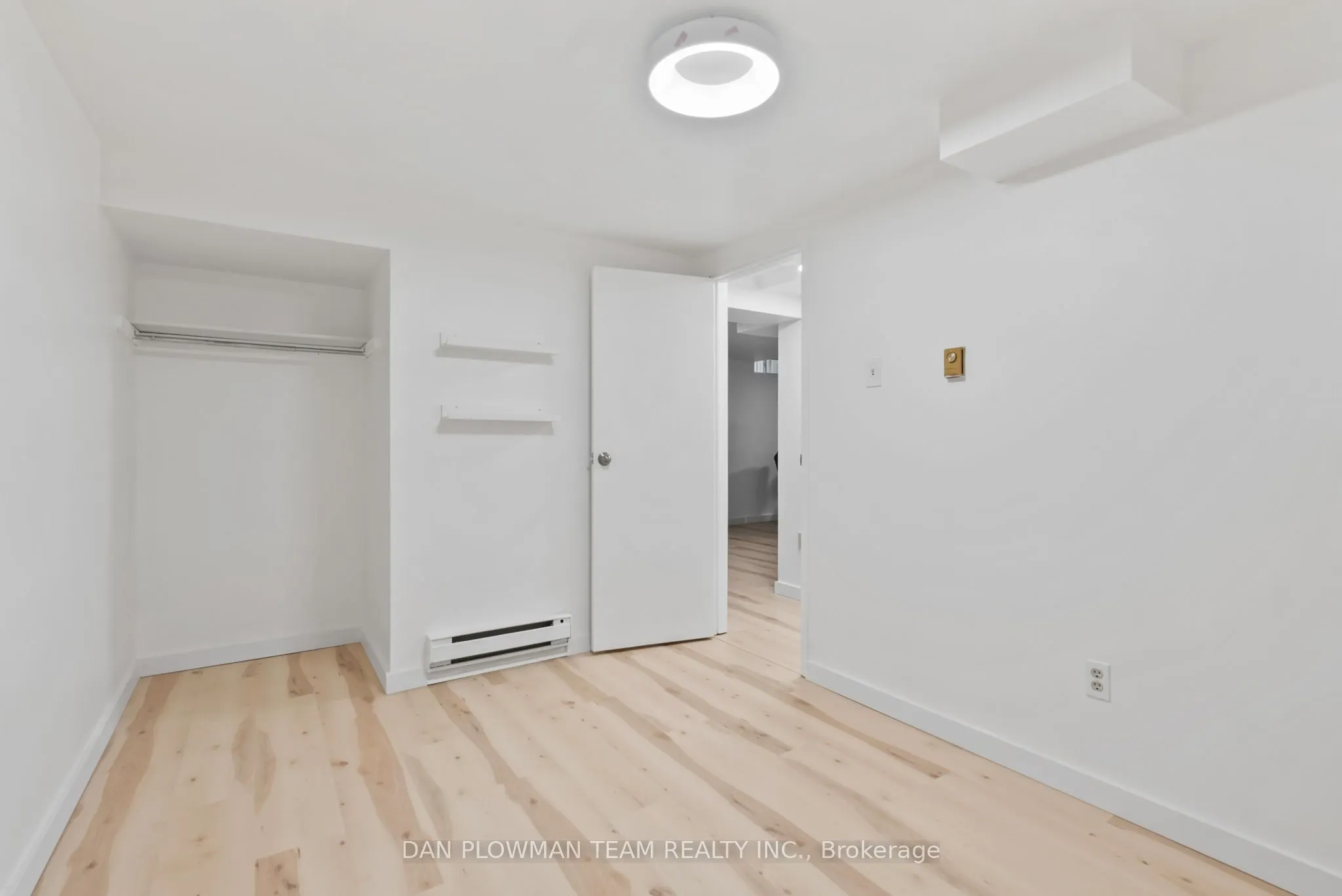 22 Elmeroy Court