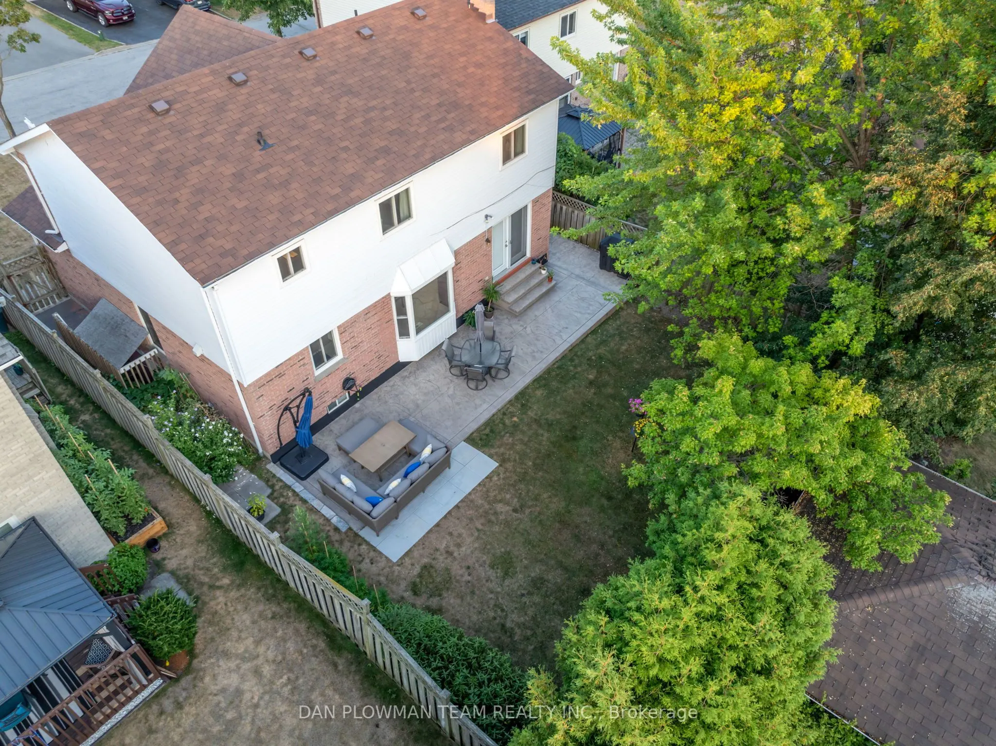22 Elmeroy Court