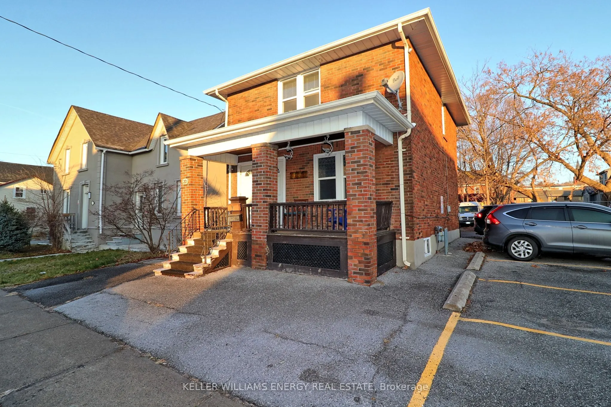 20 Colborne Street W, #1