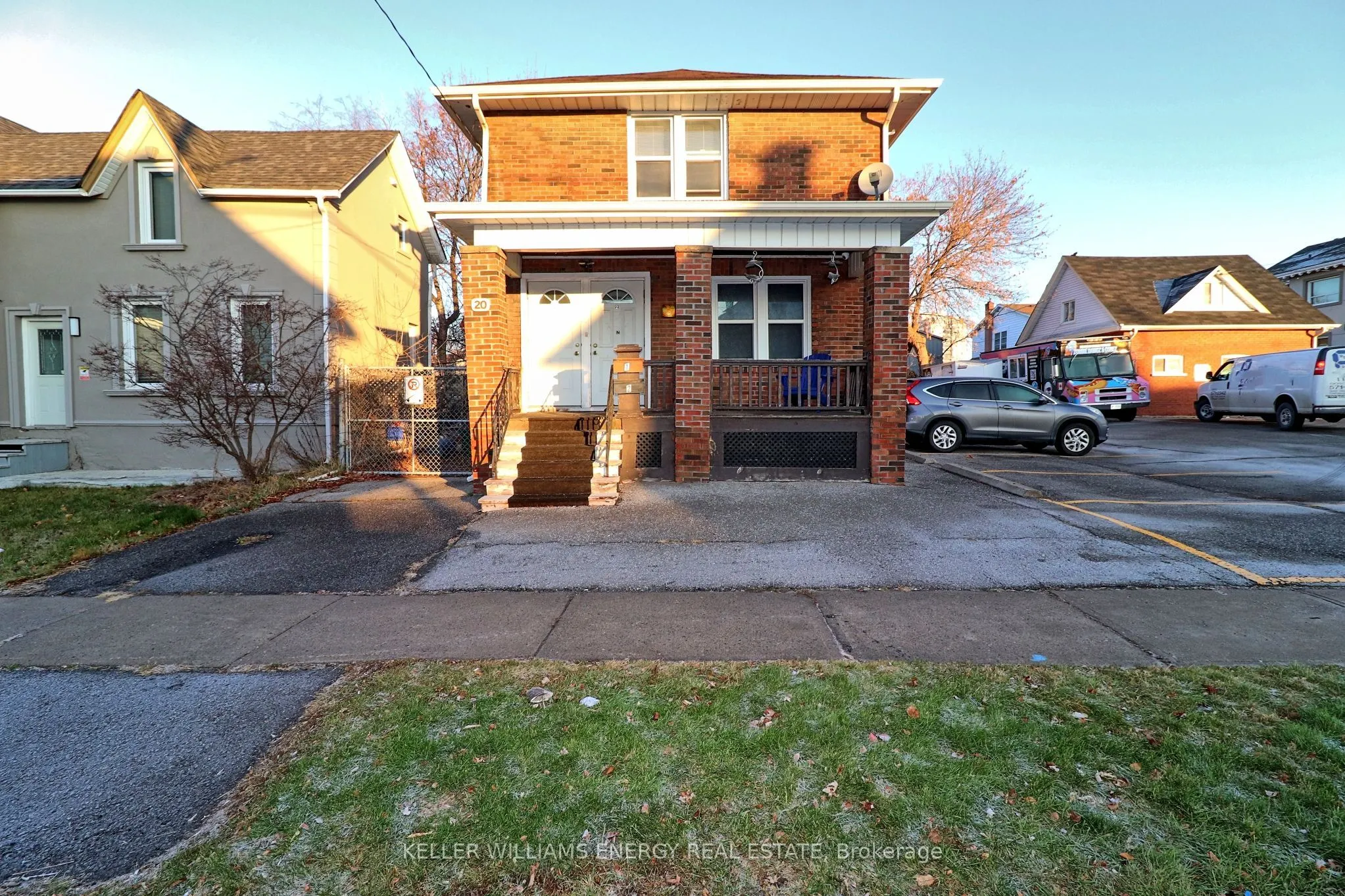 20 Colborne Street W, #1