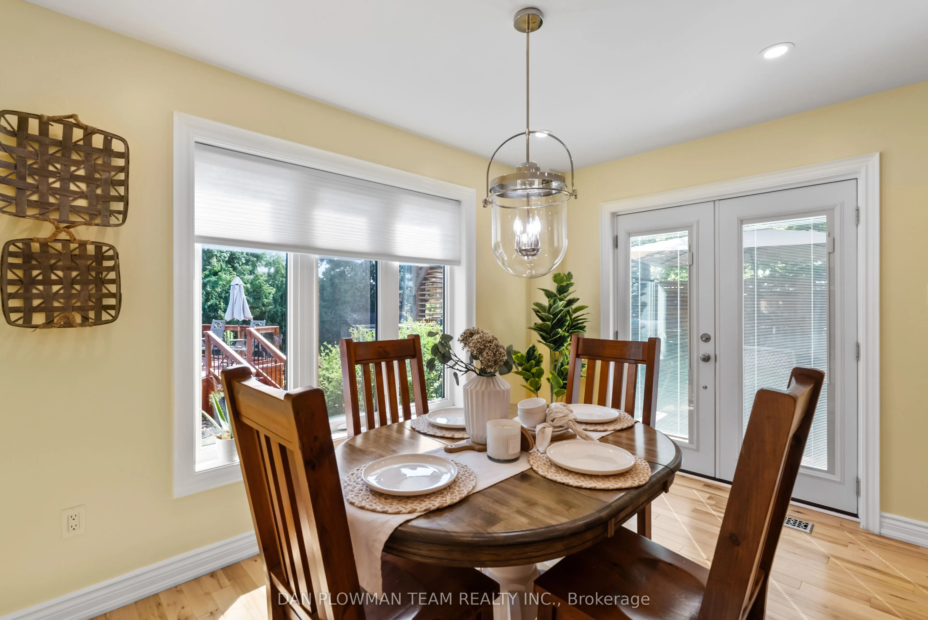 18 Headlands Crescent