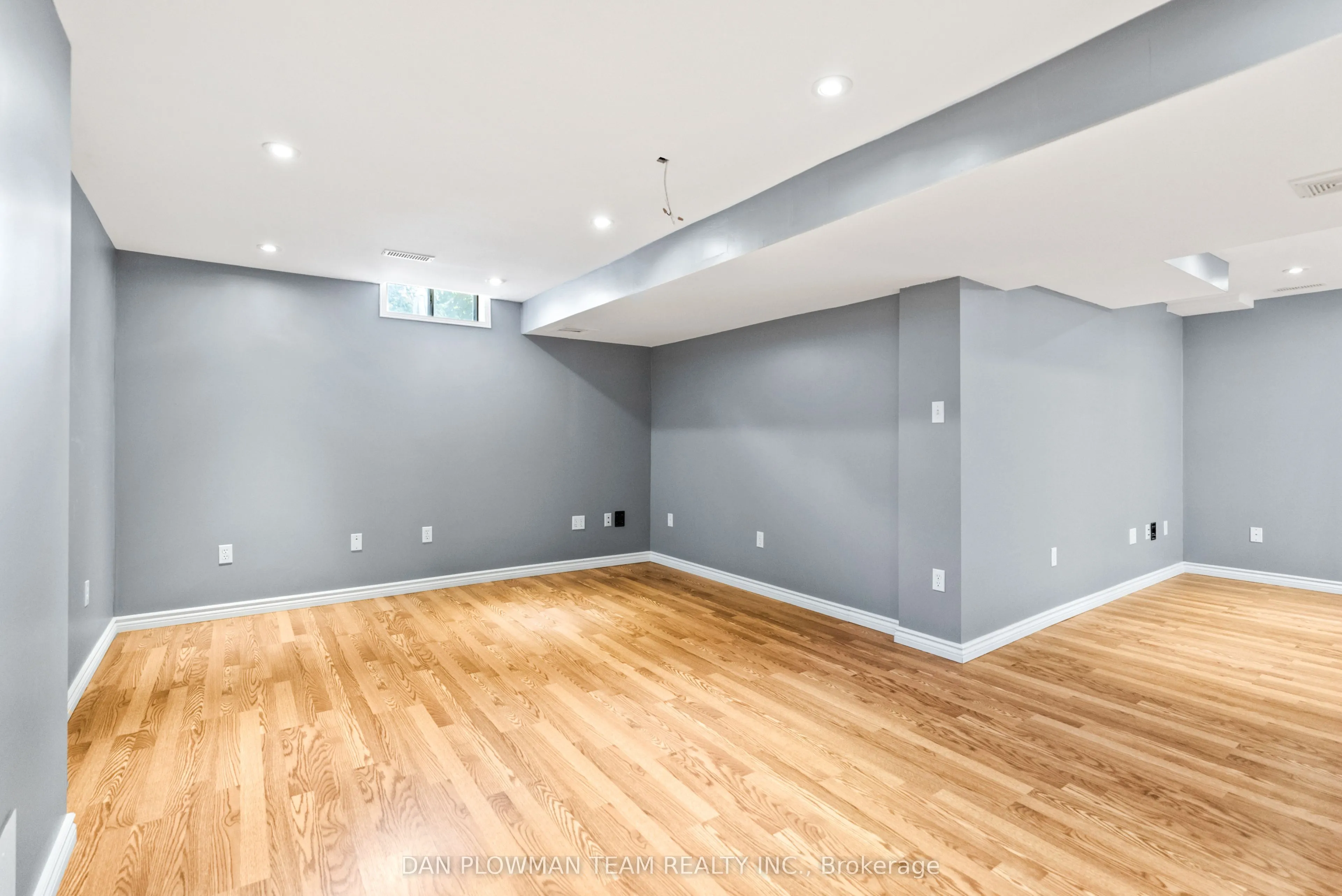 18 Headlands Crescent