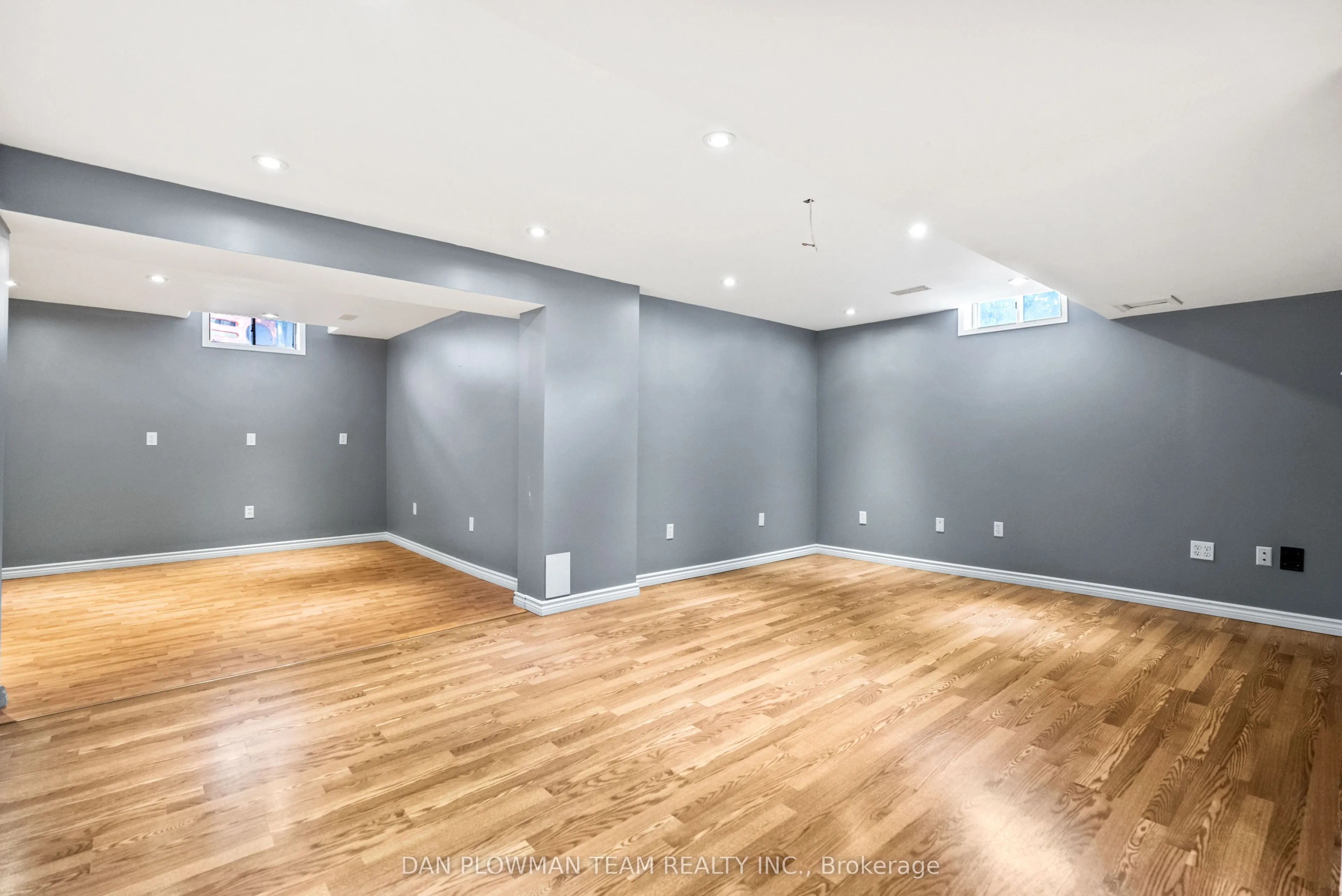 18 Headlands Crescent
