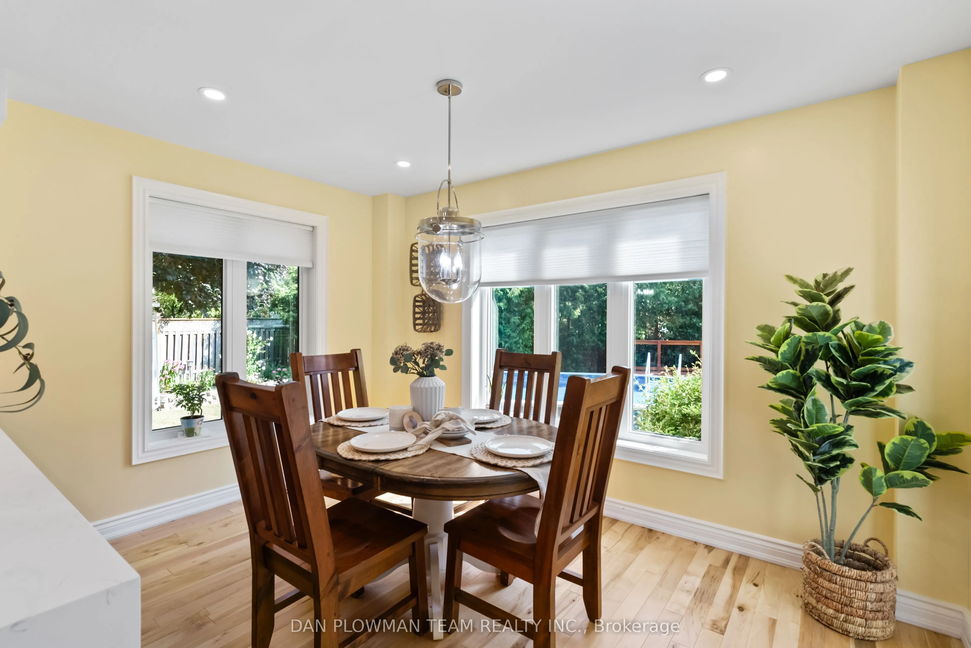 18 Headlands Crescent