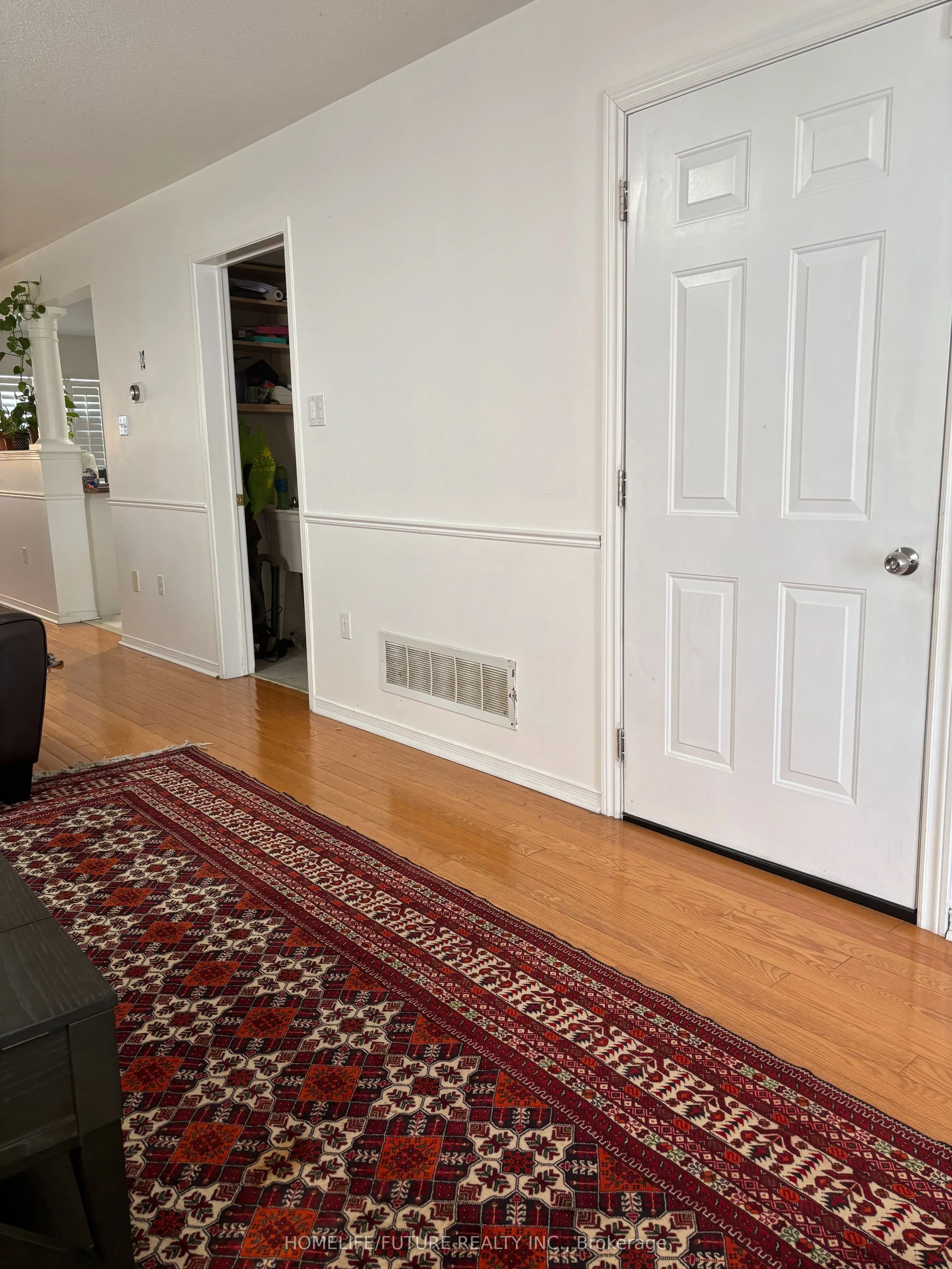 635 Staines Road, #Main