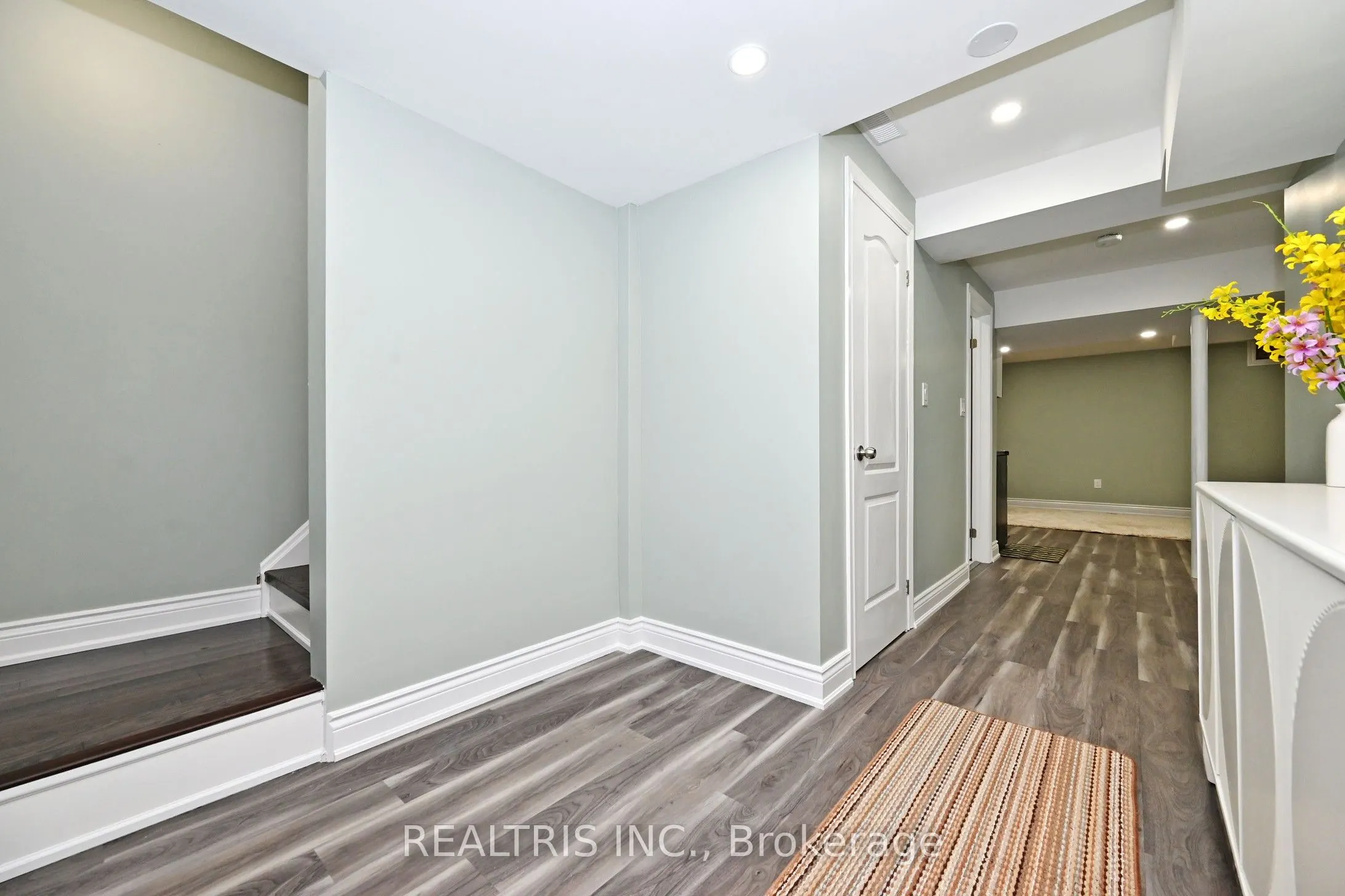 10B Hunt Street