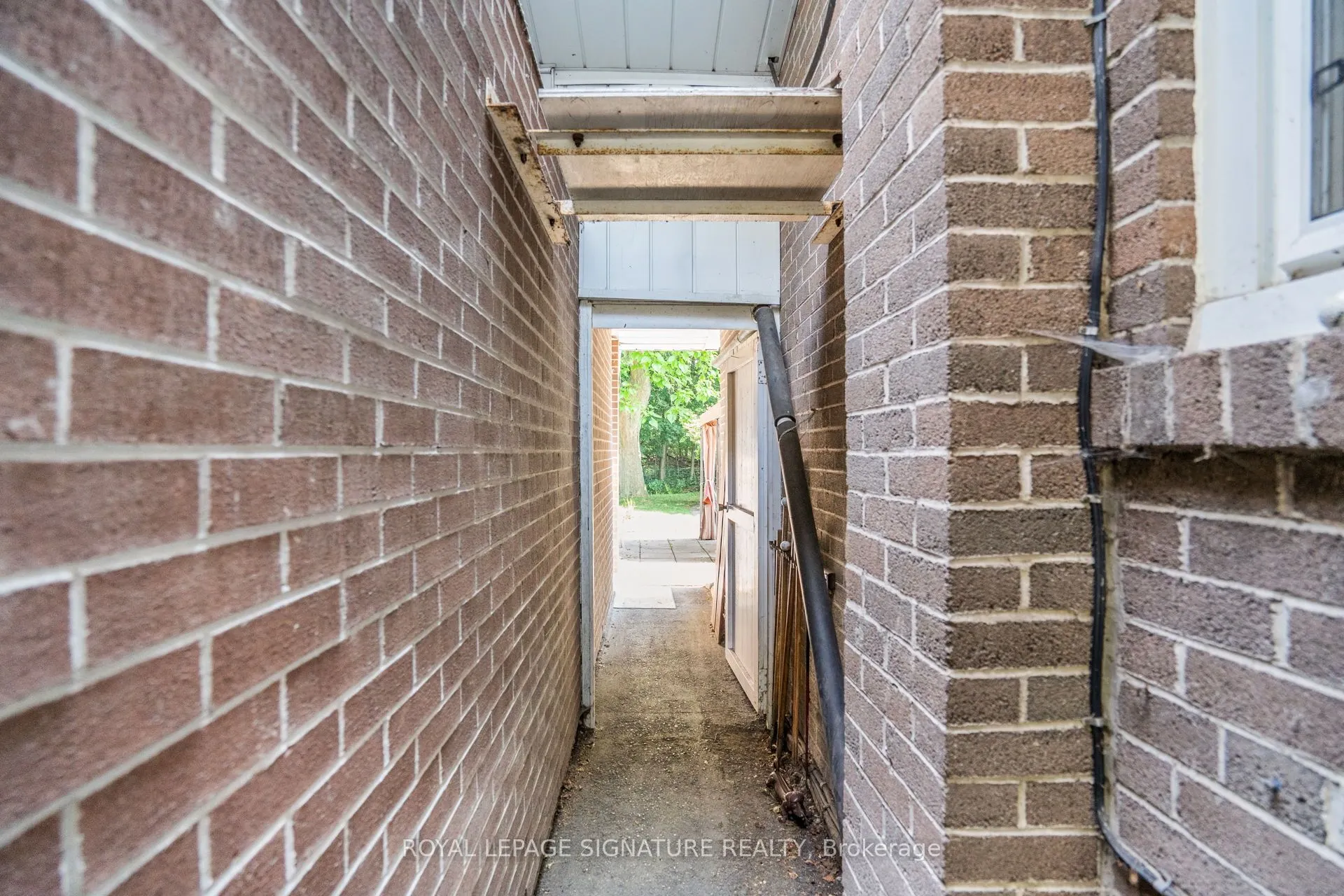 3 Samson Crescent