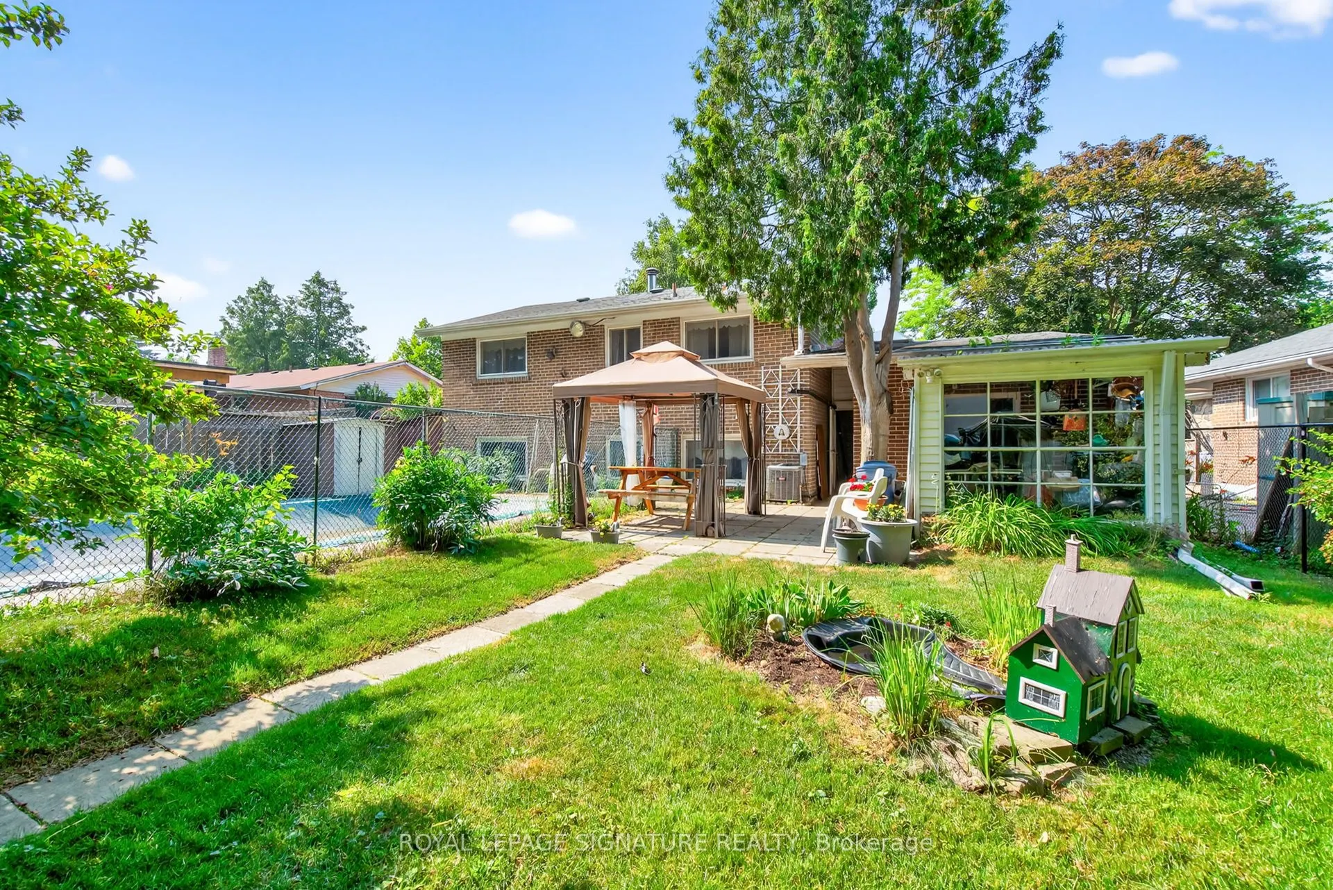 3 Samson Crescent