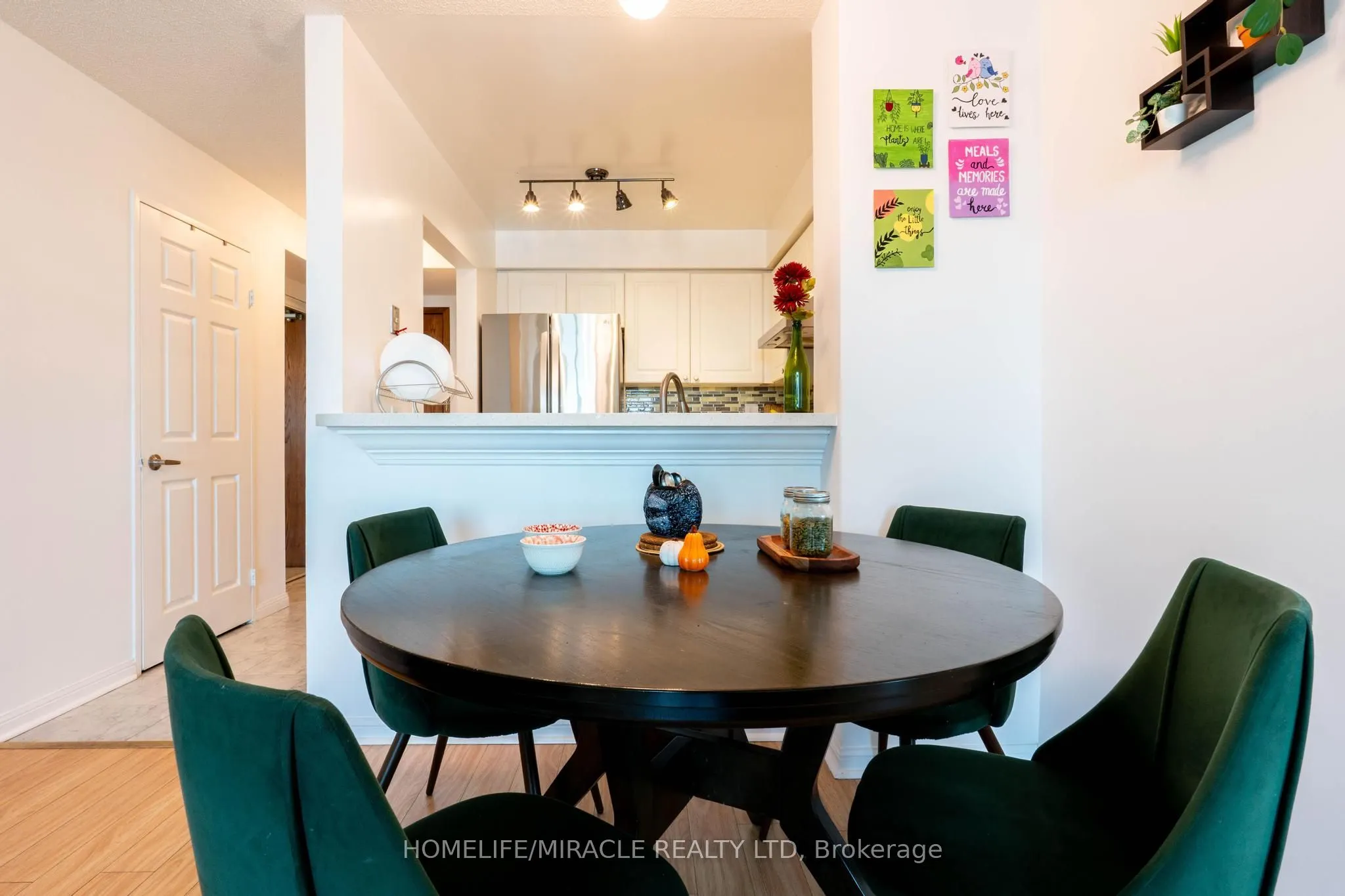 1 Lee Centre Drive, #1506