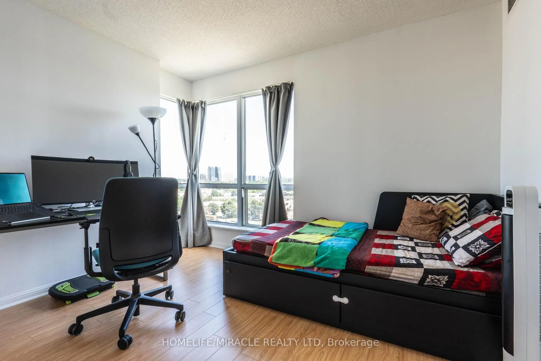 1 Lee Centre Drive, #1506