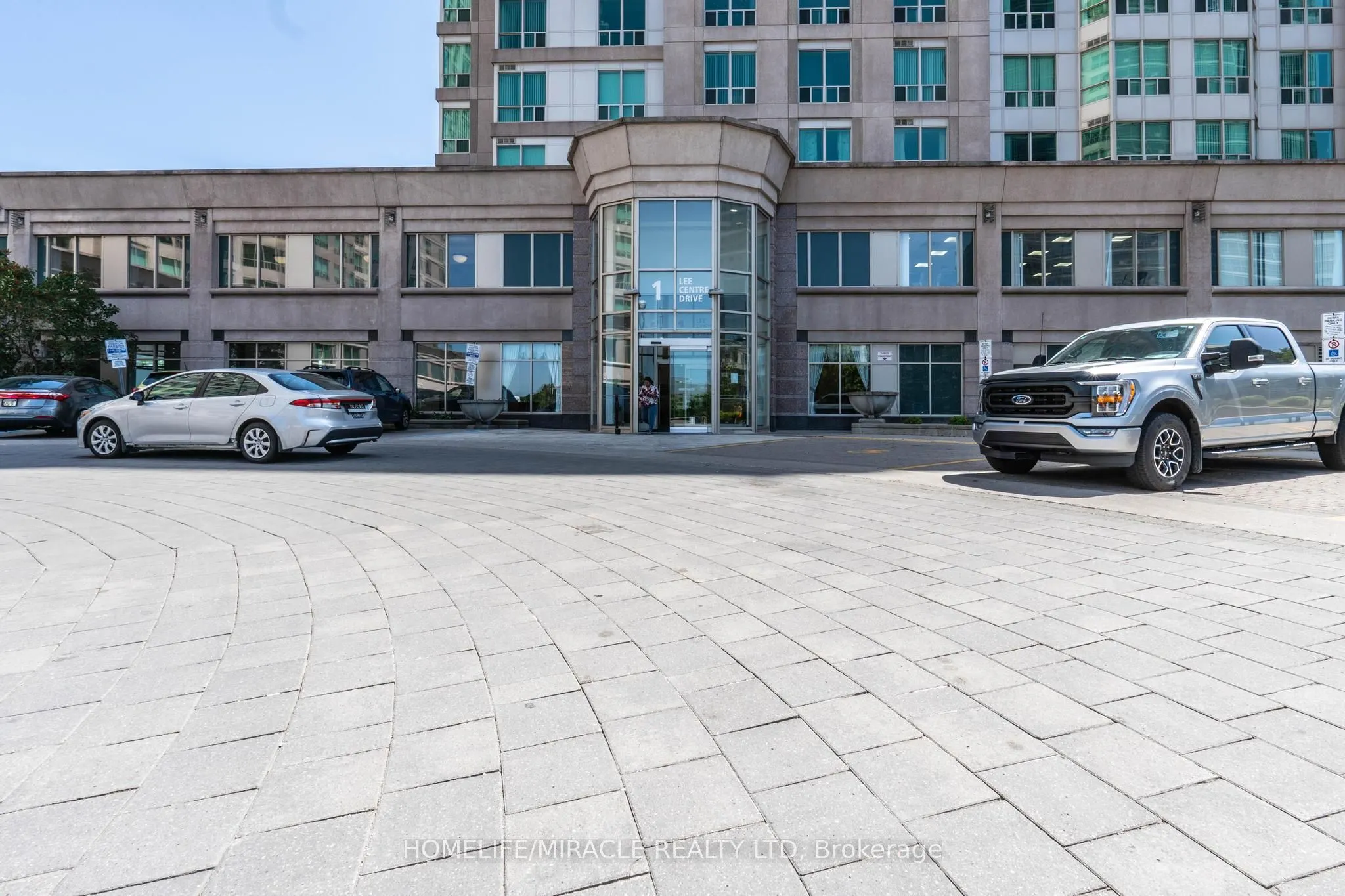 1 Lee Centre Drive, #1506