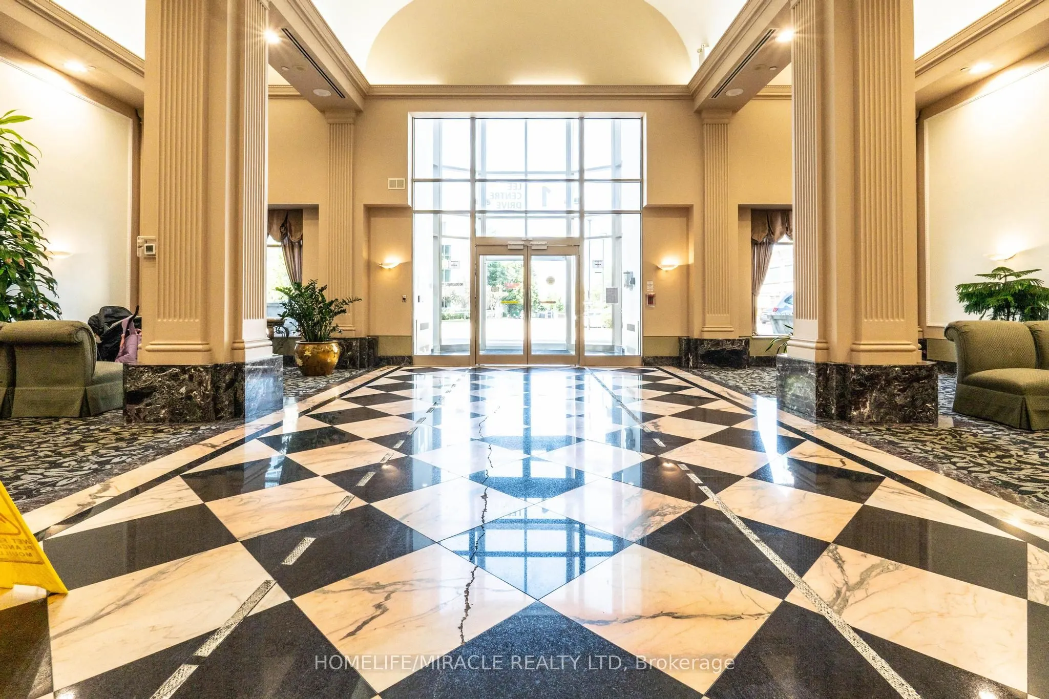 1 Lee Centre Drive, #1506