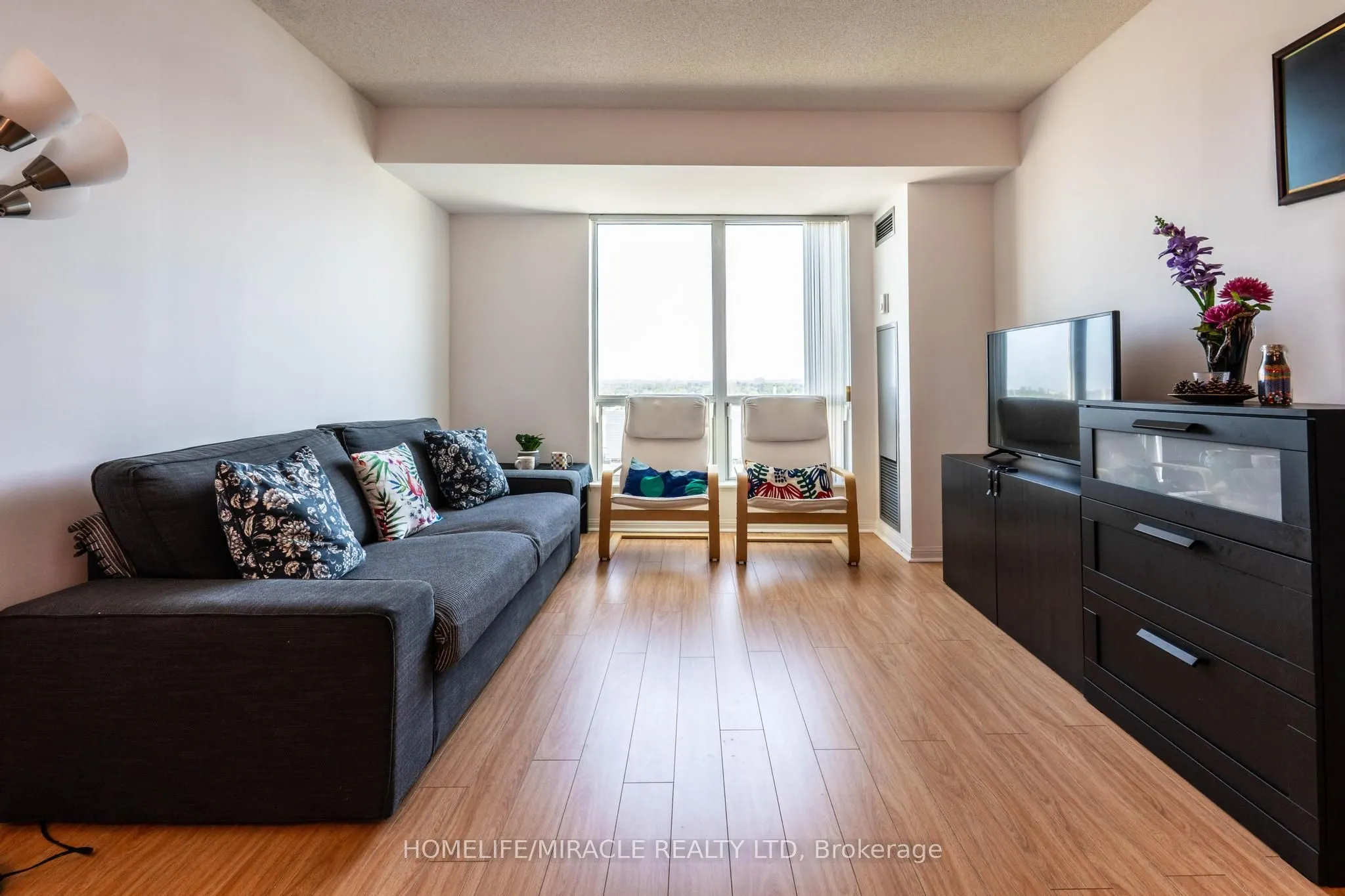 1 Lee Centre Drive, #1506