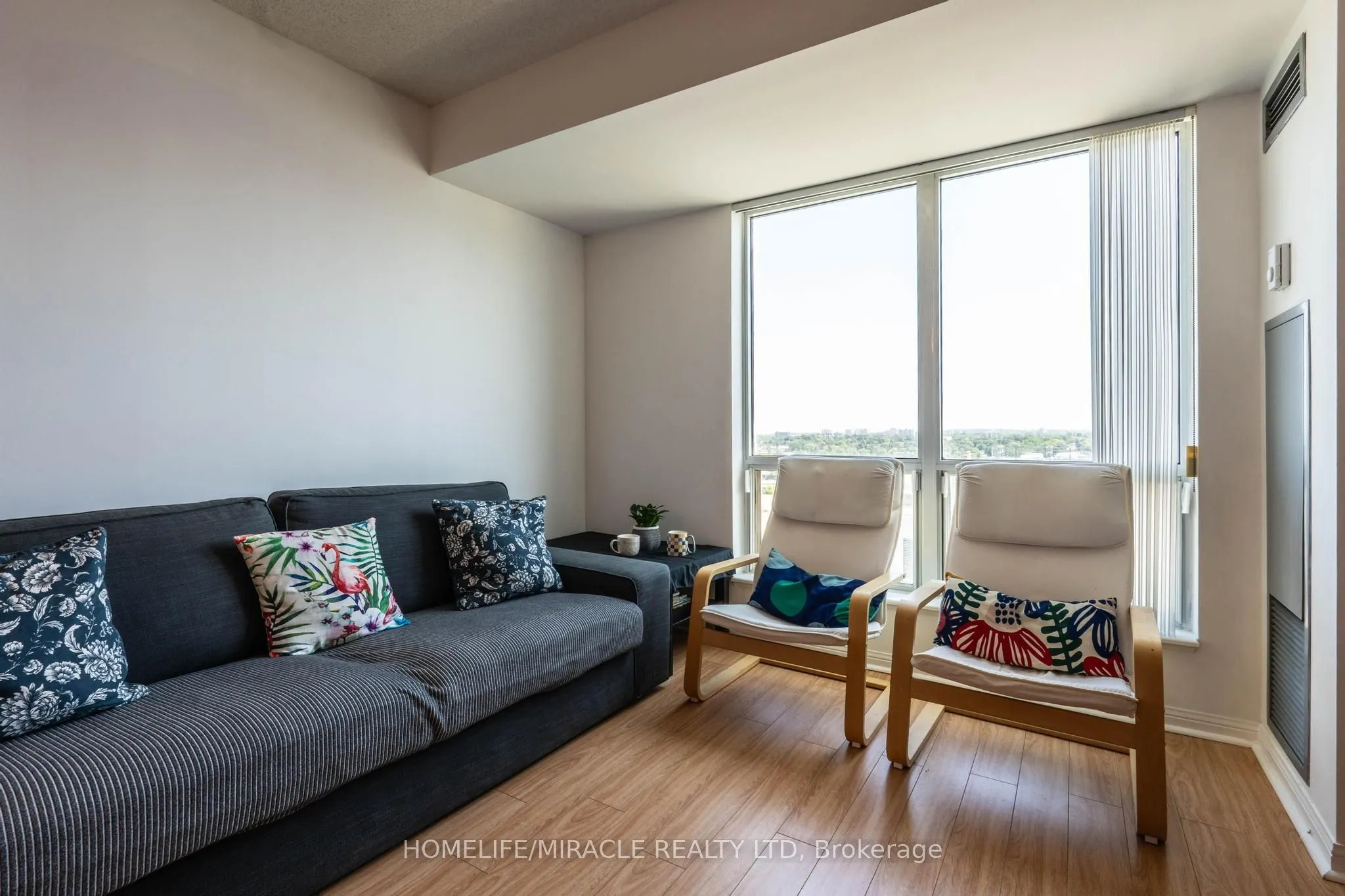 1 Lee Centre Drive, #1506