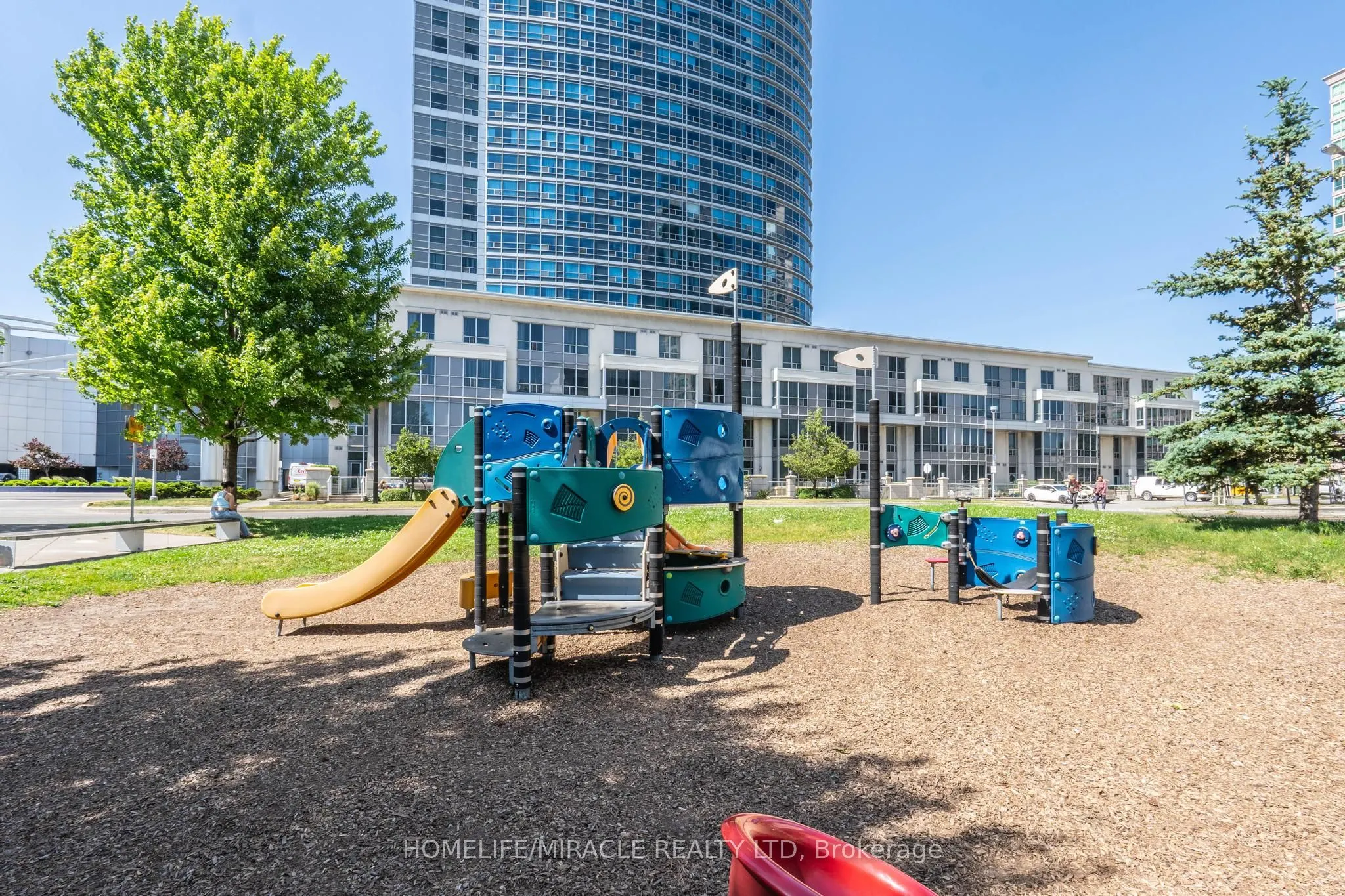 1 Lee Centre Drive, #1506