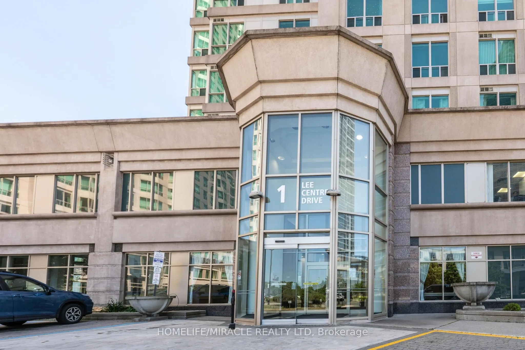 1 Lee Centre Drive, #1506