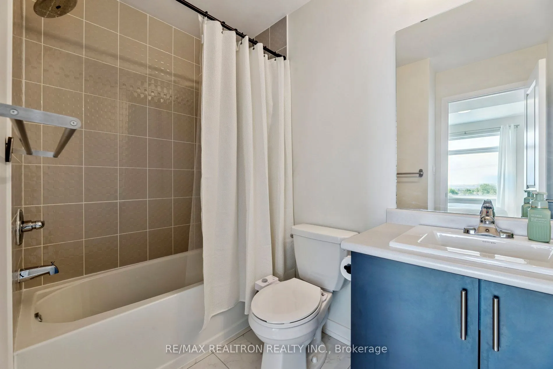2550 Castlegate Crossing, #418