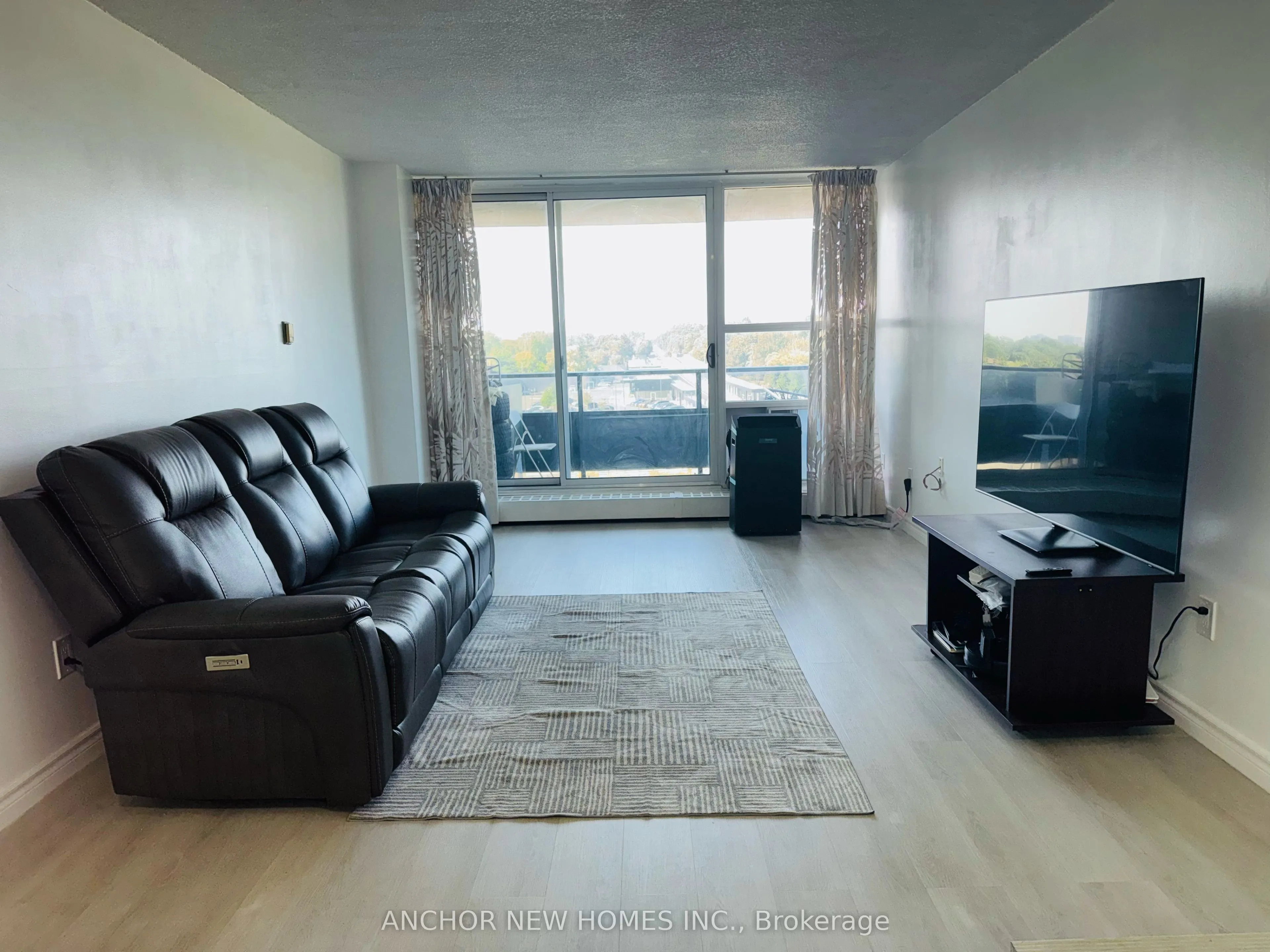 4101 Sheppard Avenue E, #704