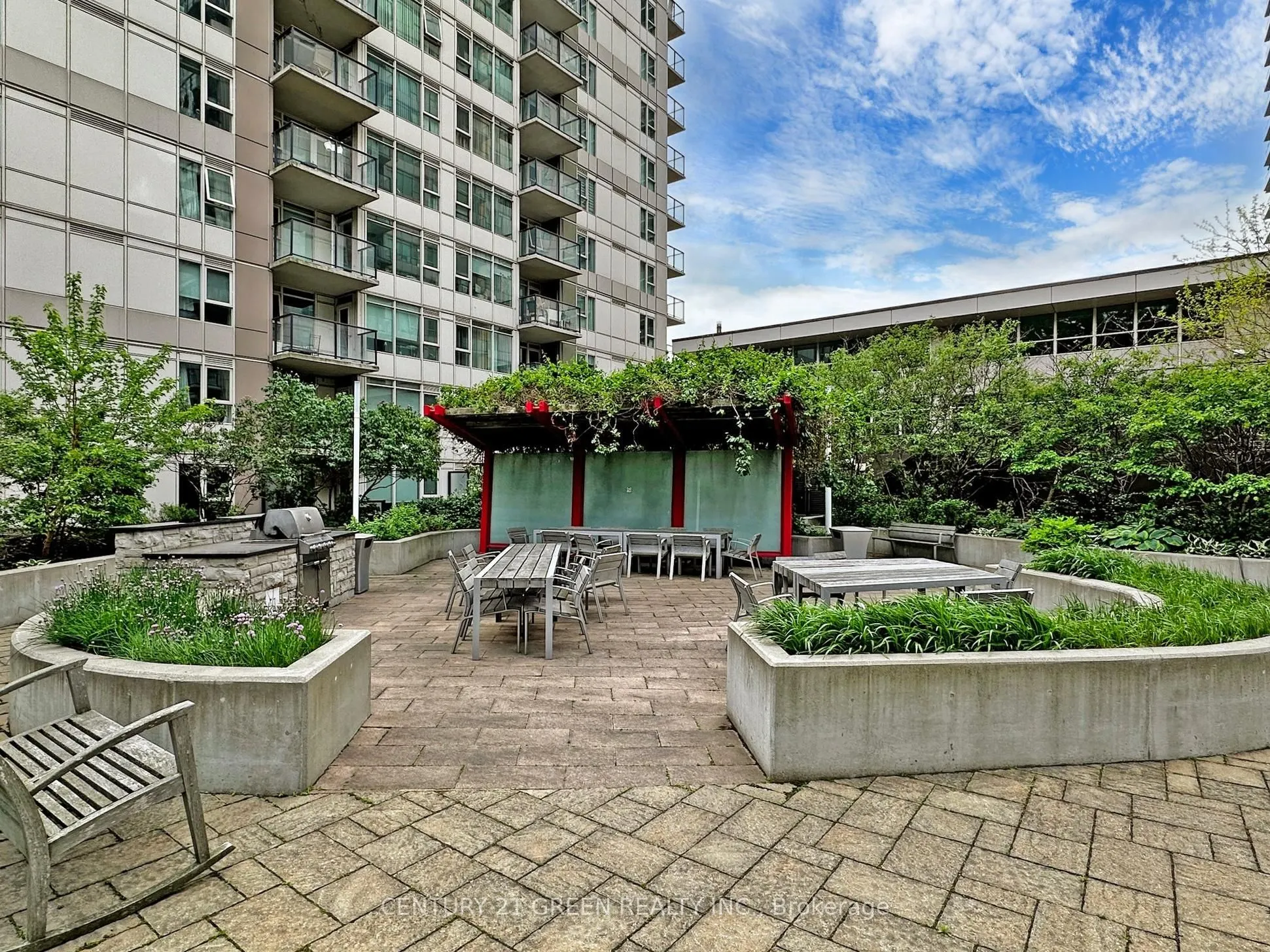 190 Borough Drive, #709