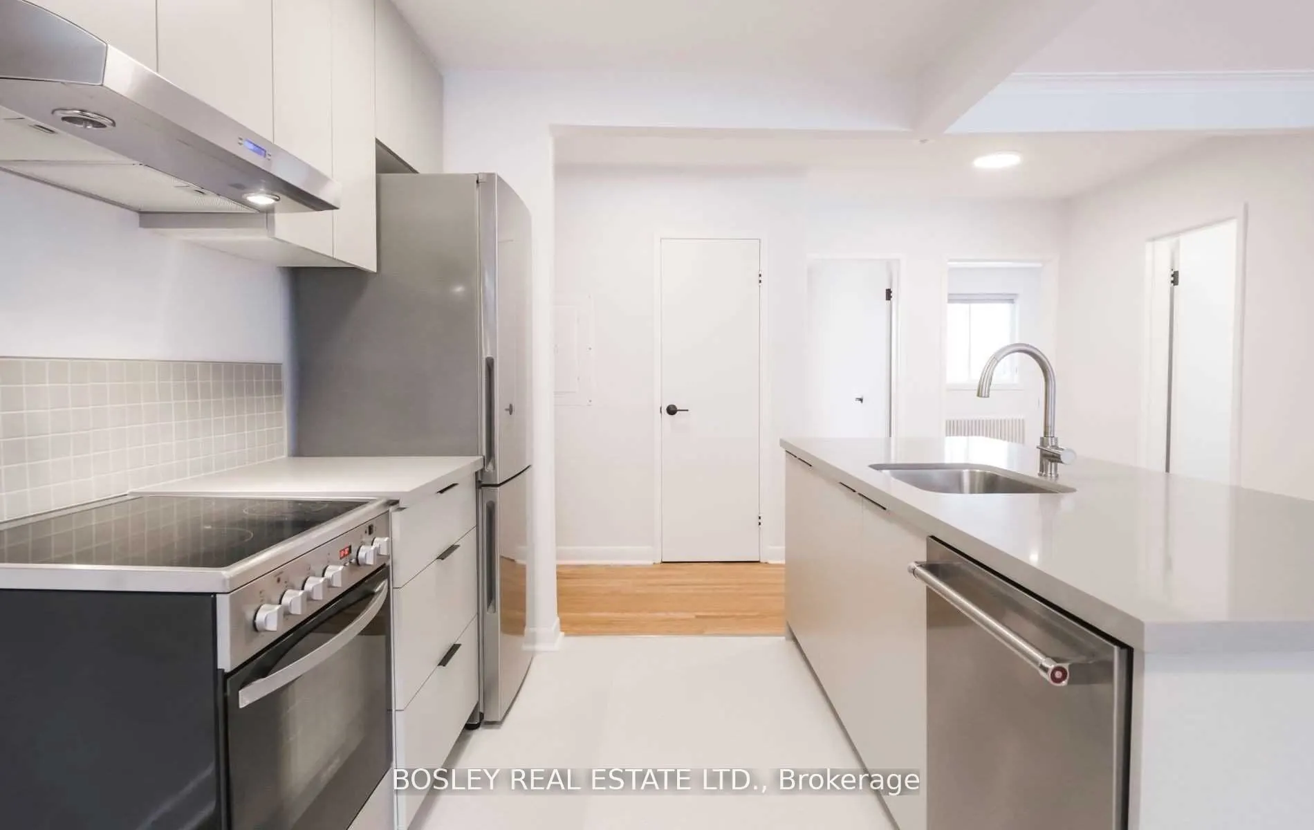 555 Birchmount Road, #302
