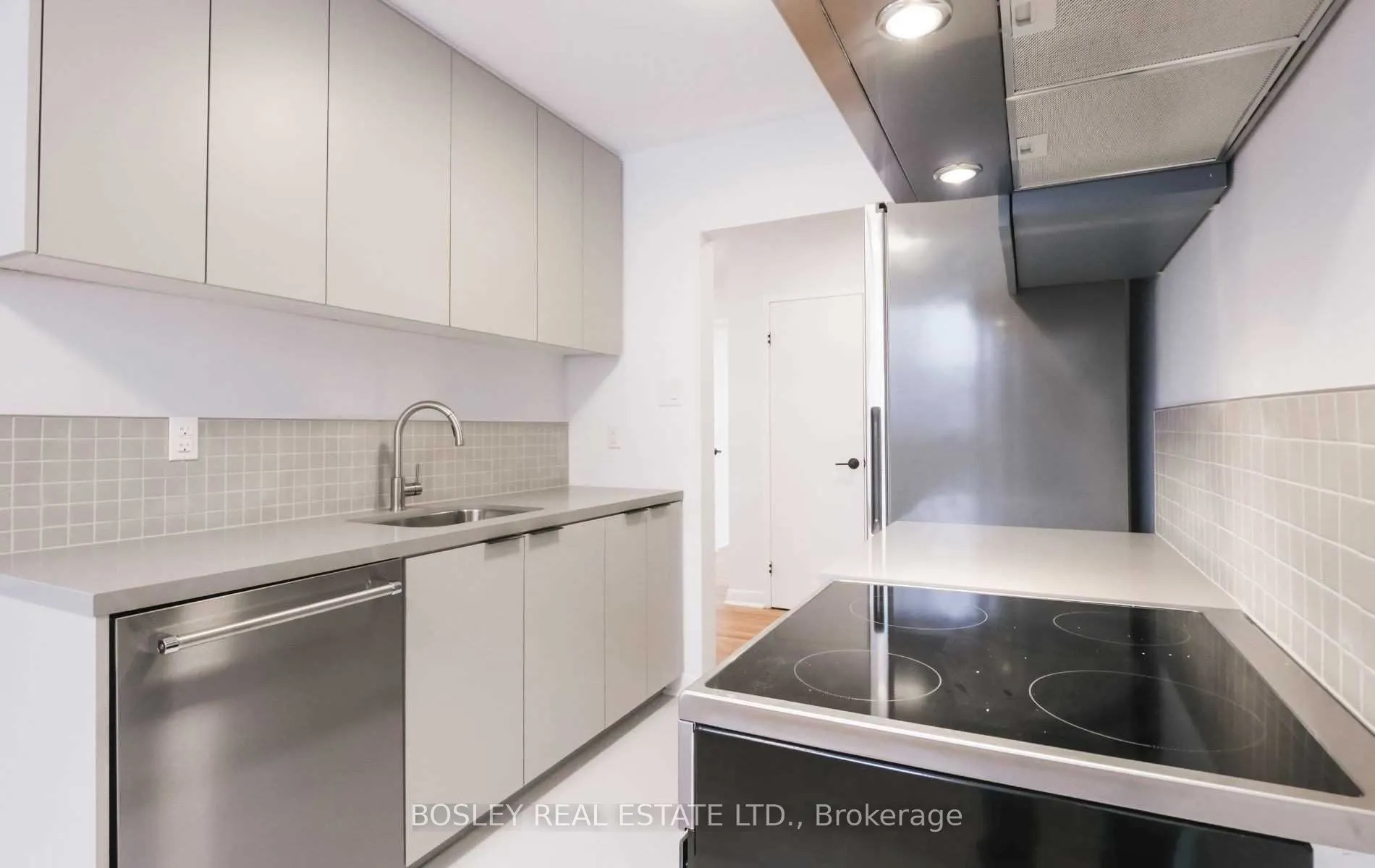 555 Birchmount Road, #201
