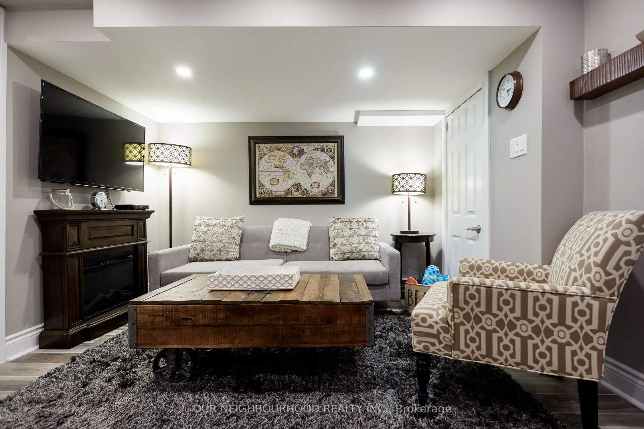 297 Woodbine Avenue, #Basement