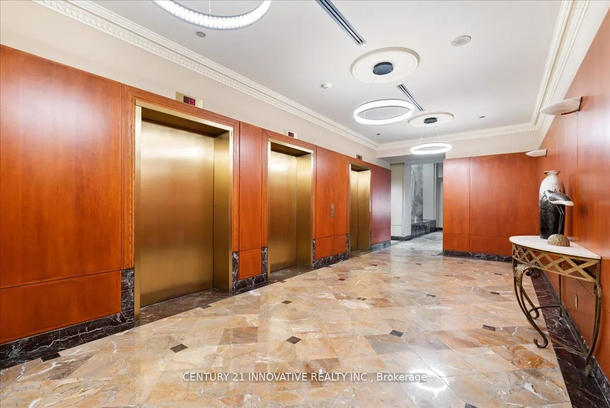 18 Lee Centre Drive, #1013