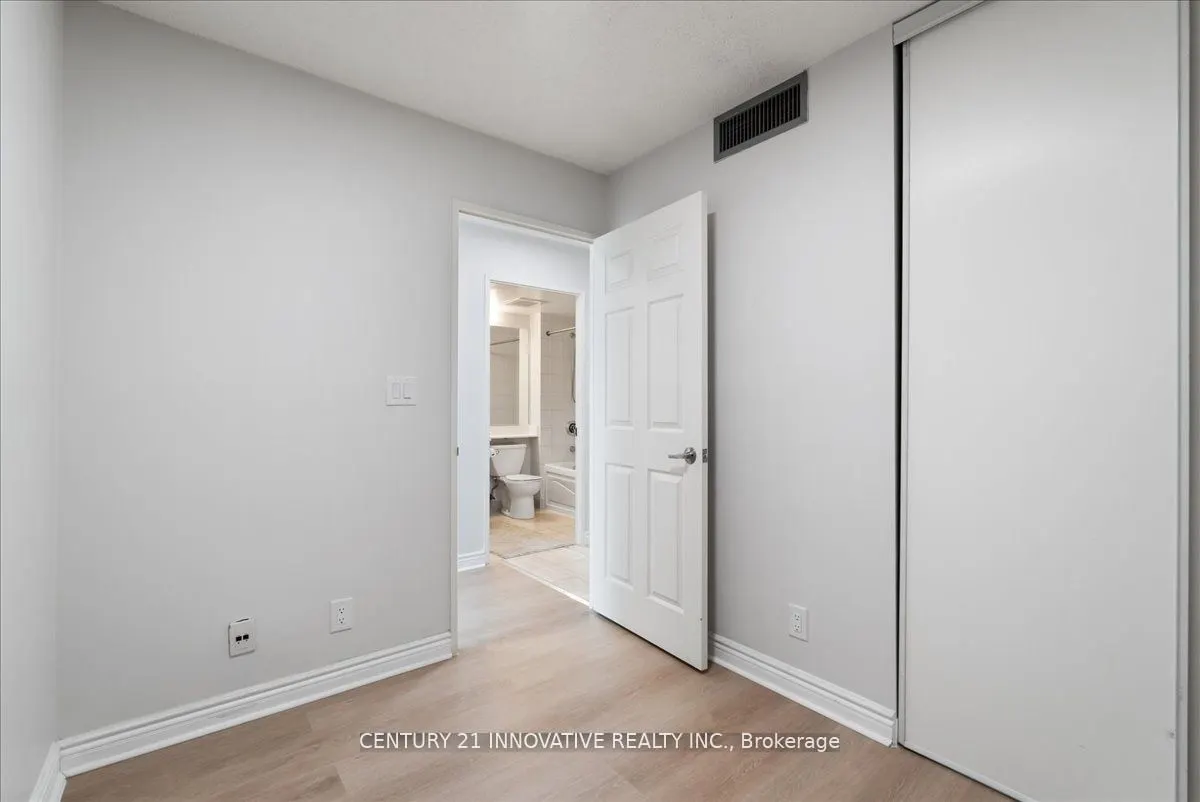 18 Lee Centre Drive, #1013