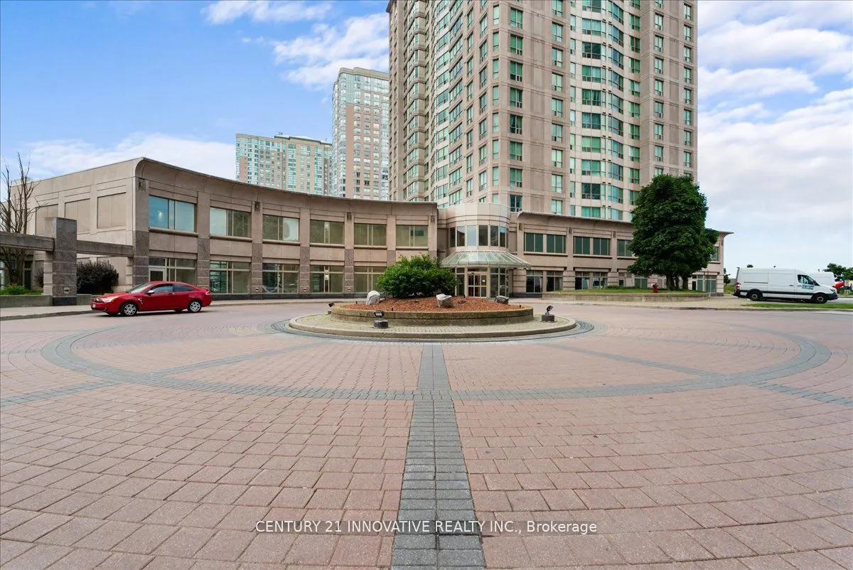18 Lee Centre Drive, #1013