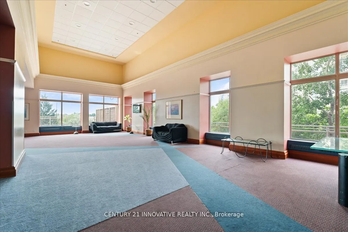 18 Lee Centre Drive, #1013