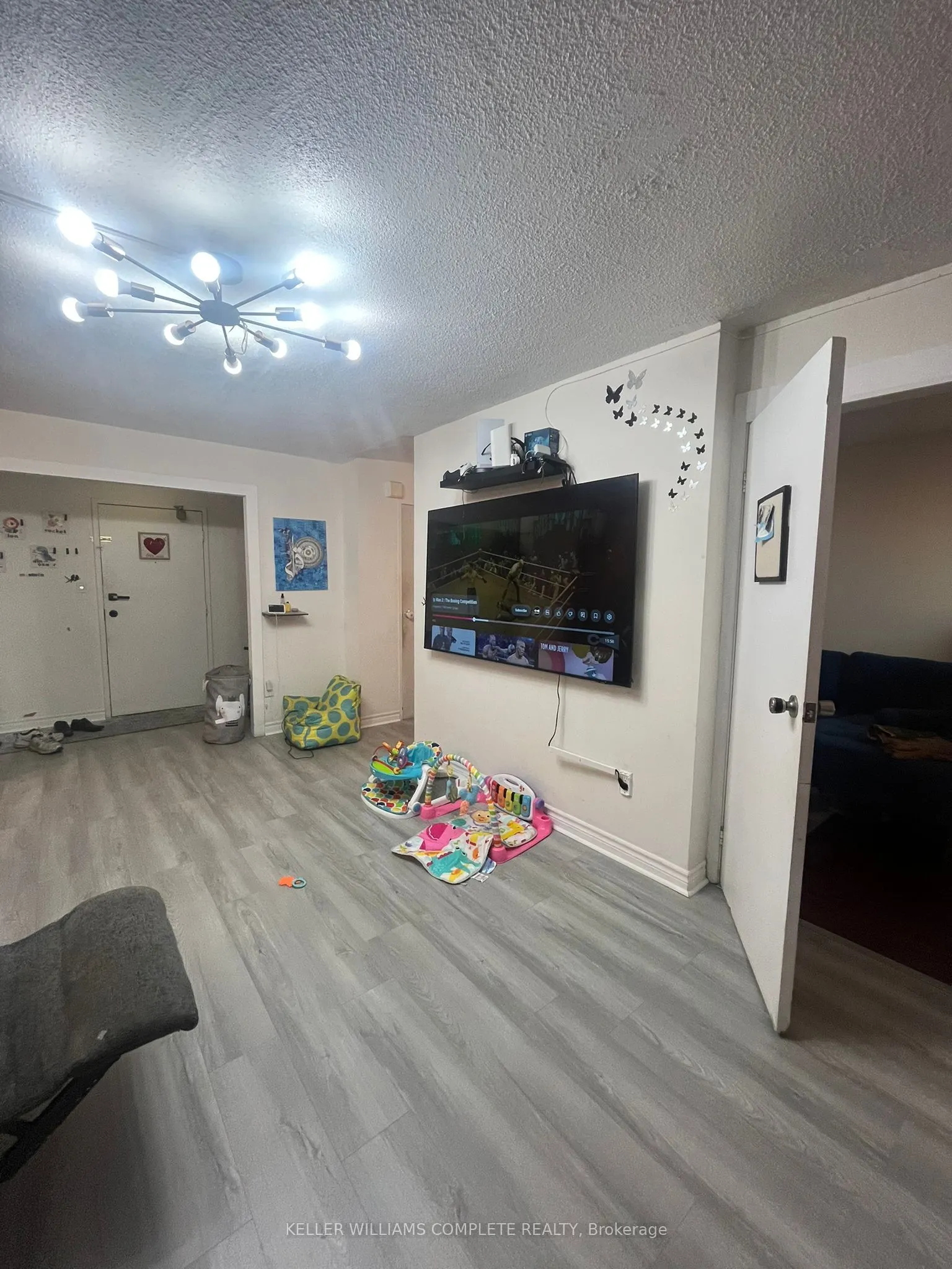 100 Wingarden Court, #1005